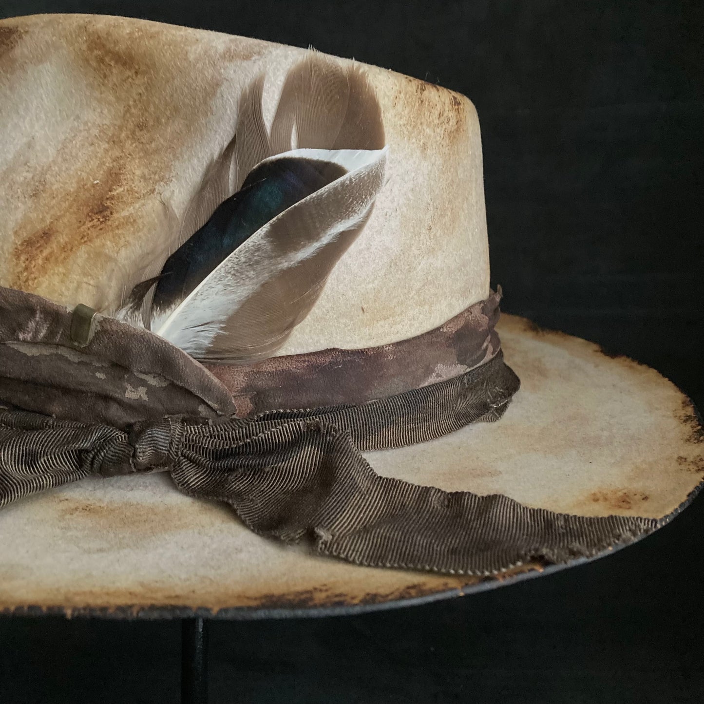 Scorch one fedora hat