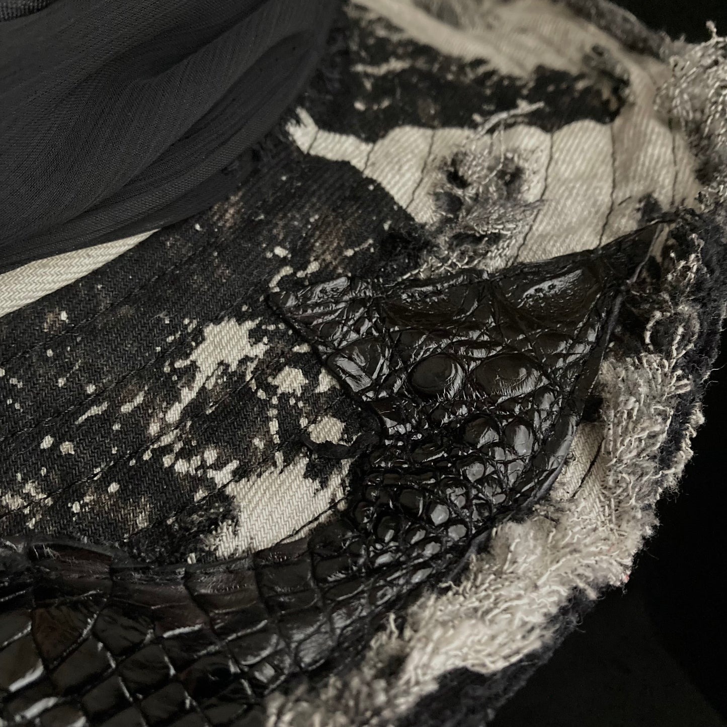 [ Takamiya Shohei × triangles hat ] Destroy skeleton denim fedora hat
