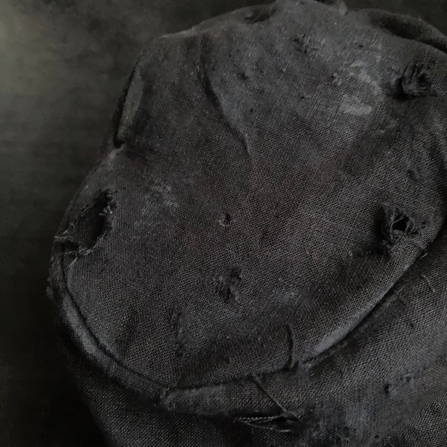 Black linen damage turn cap