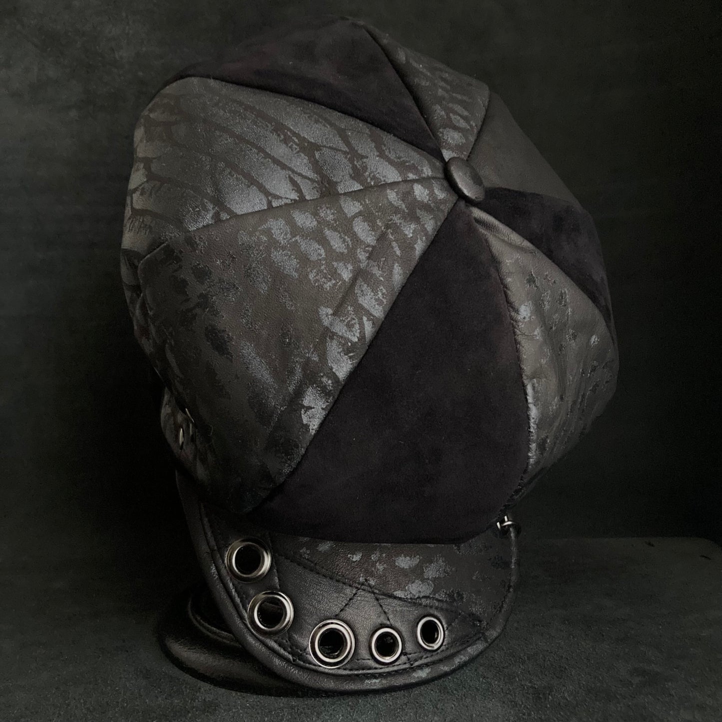 [ Takamiya Shohei × triangles hat ] Resist rock black leather casquette