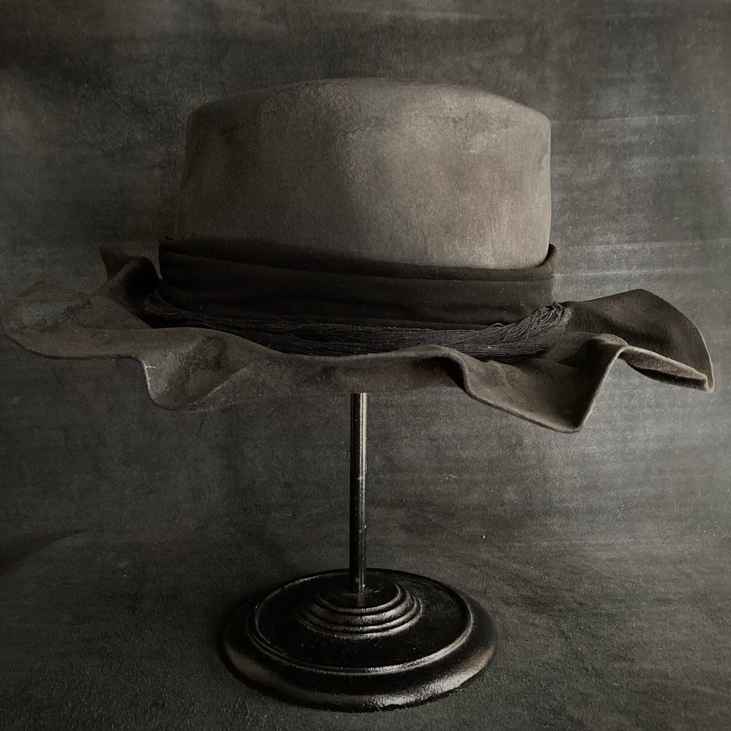 Charcoal wrinkle brim fedora hat