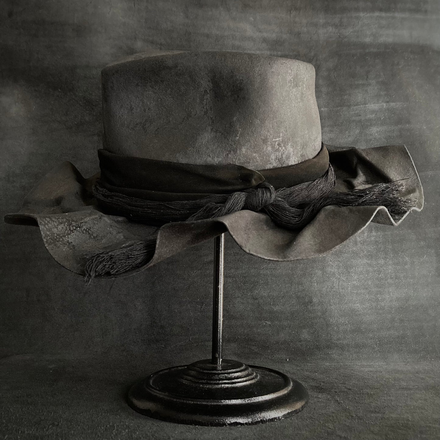 Charcoal wrinkle brim fedora hat