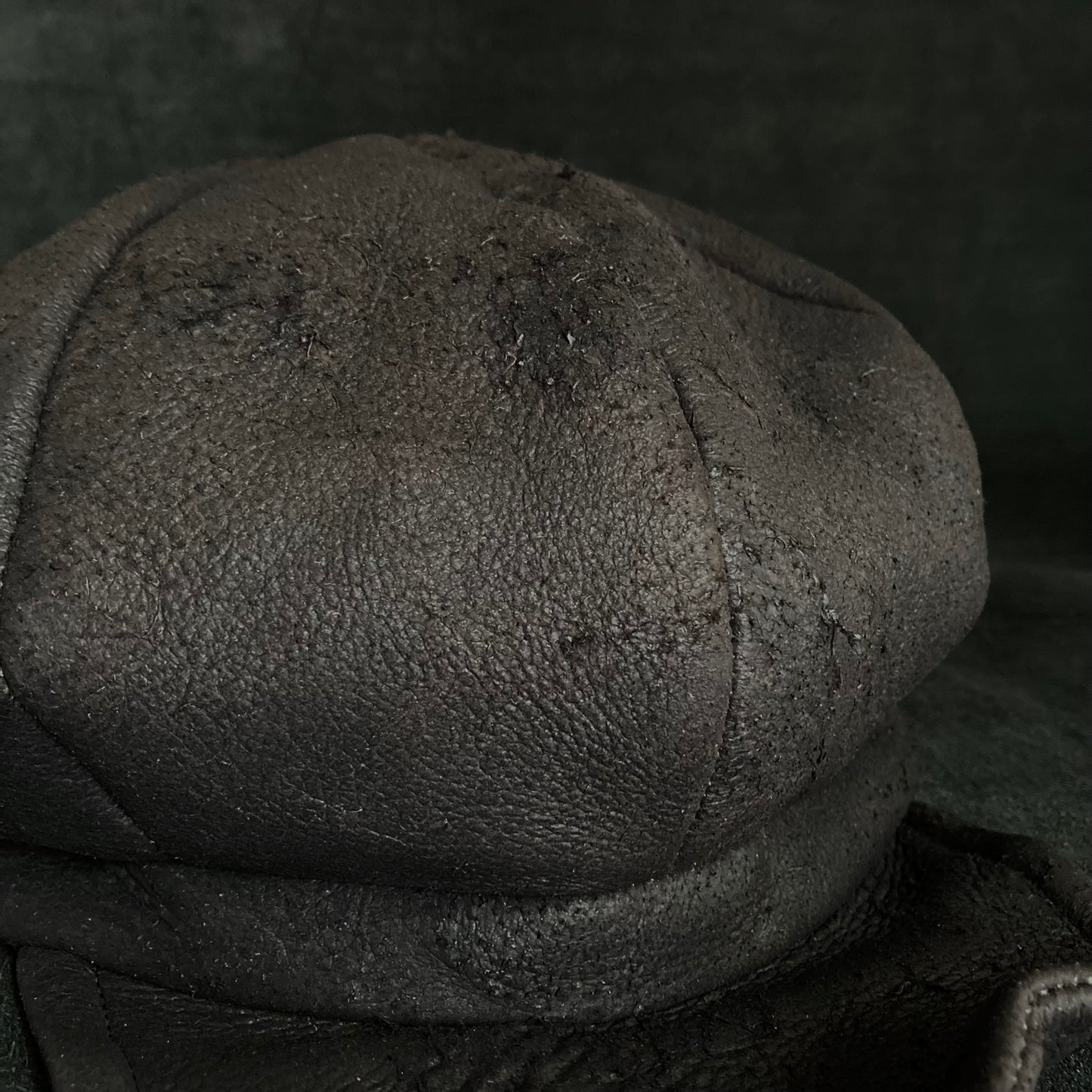 Graphite black leather casquette