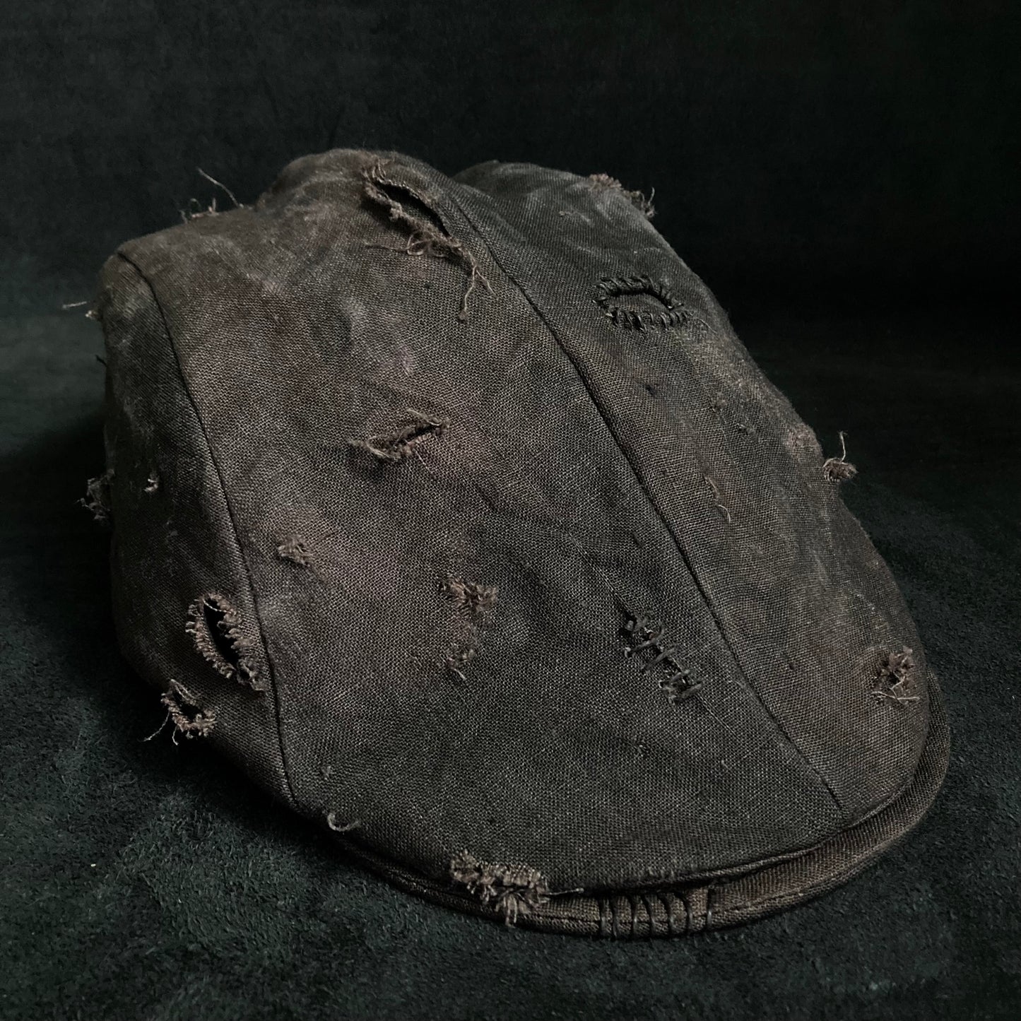 Damaged mura-zome brown linen hunting