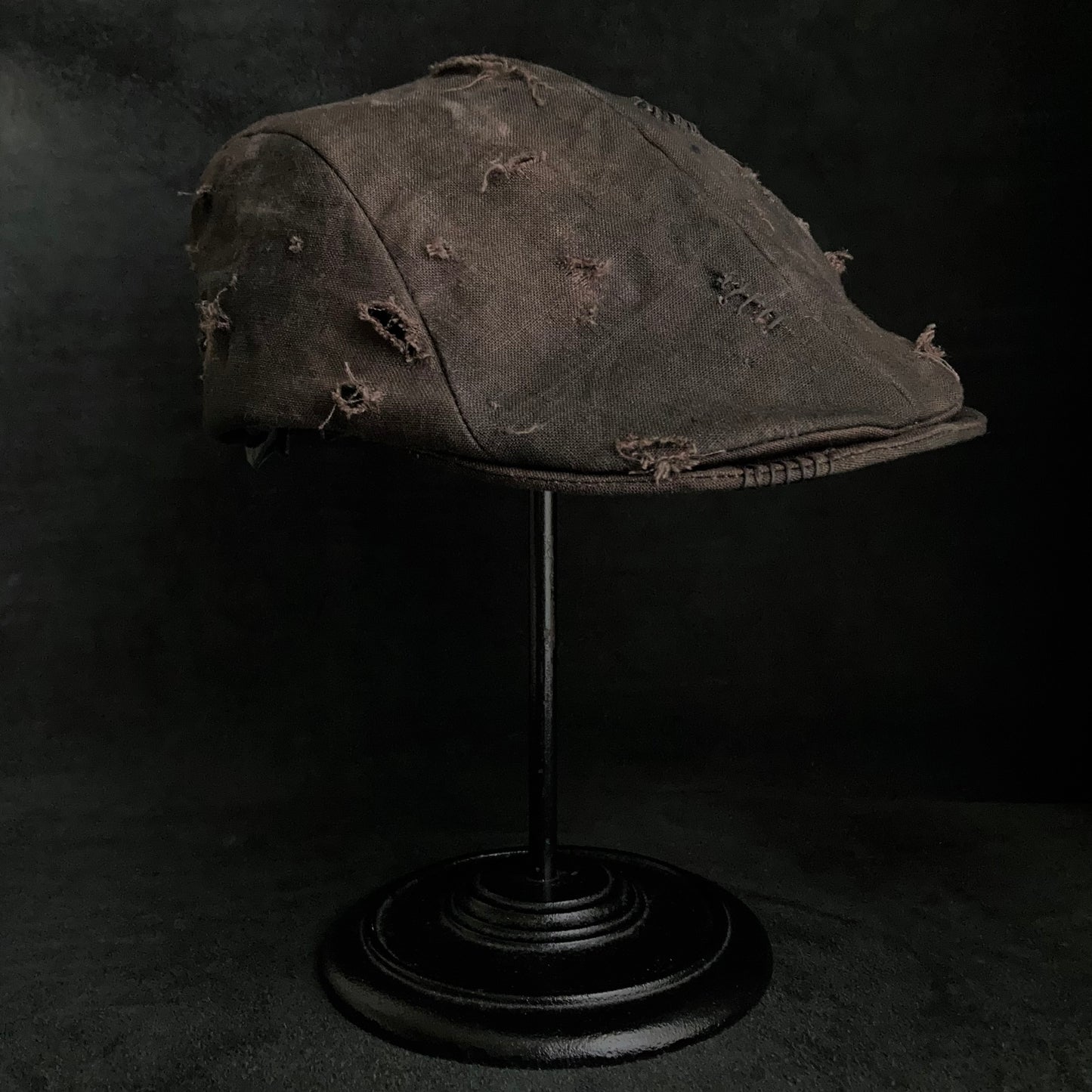 Damaged mura-zome brown linen hunting