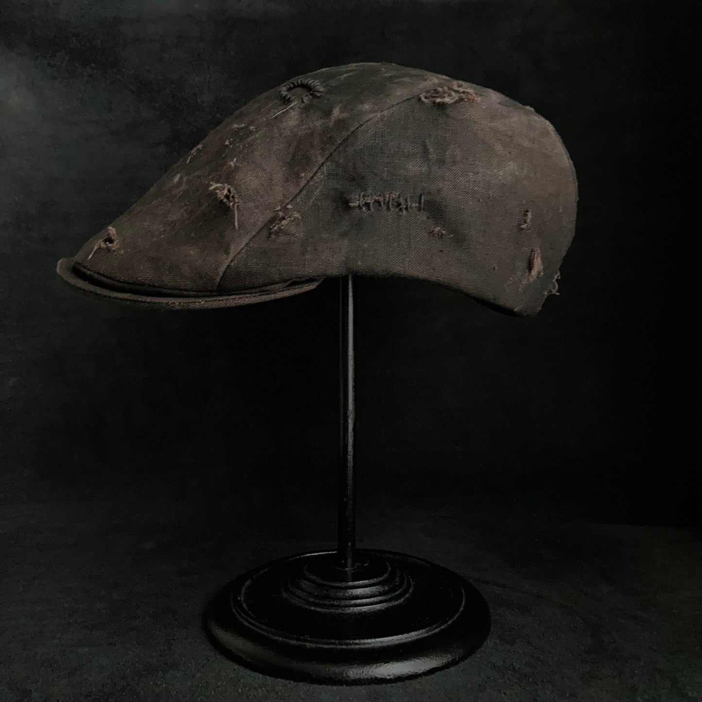 Damaged mura-zome brown linen hunting