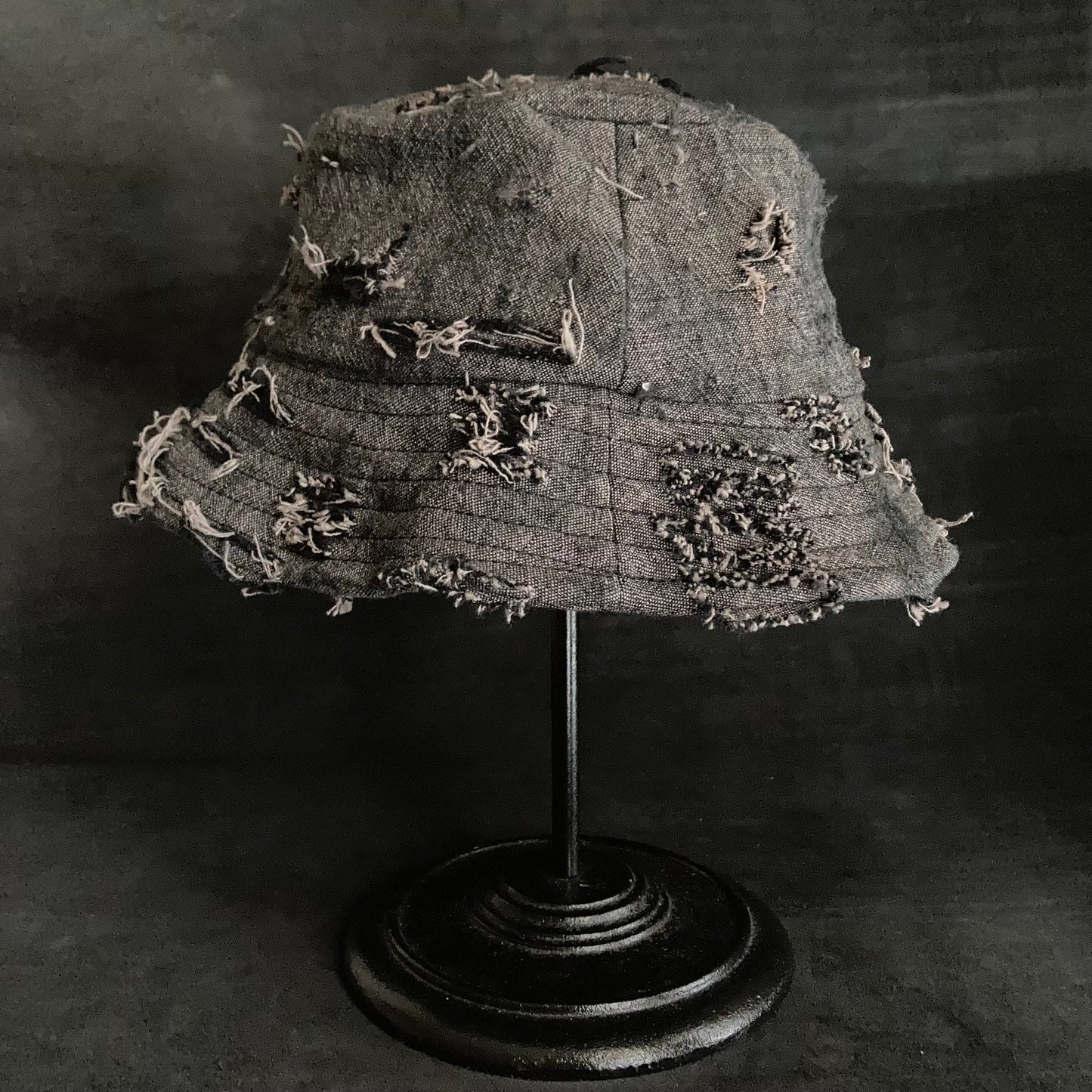 Slab damage  bucket hat (gray×black)
