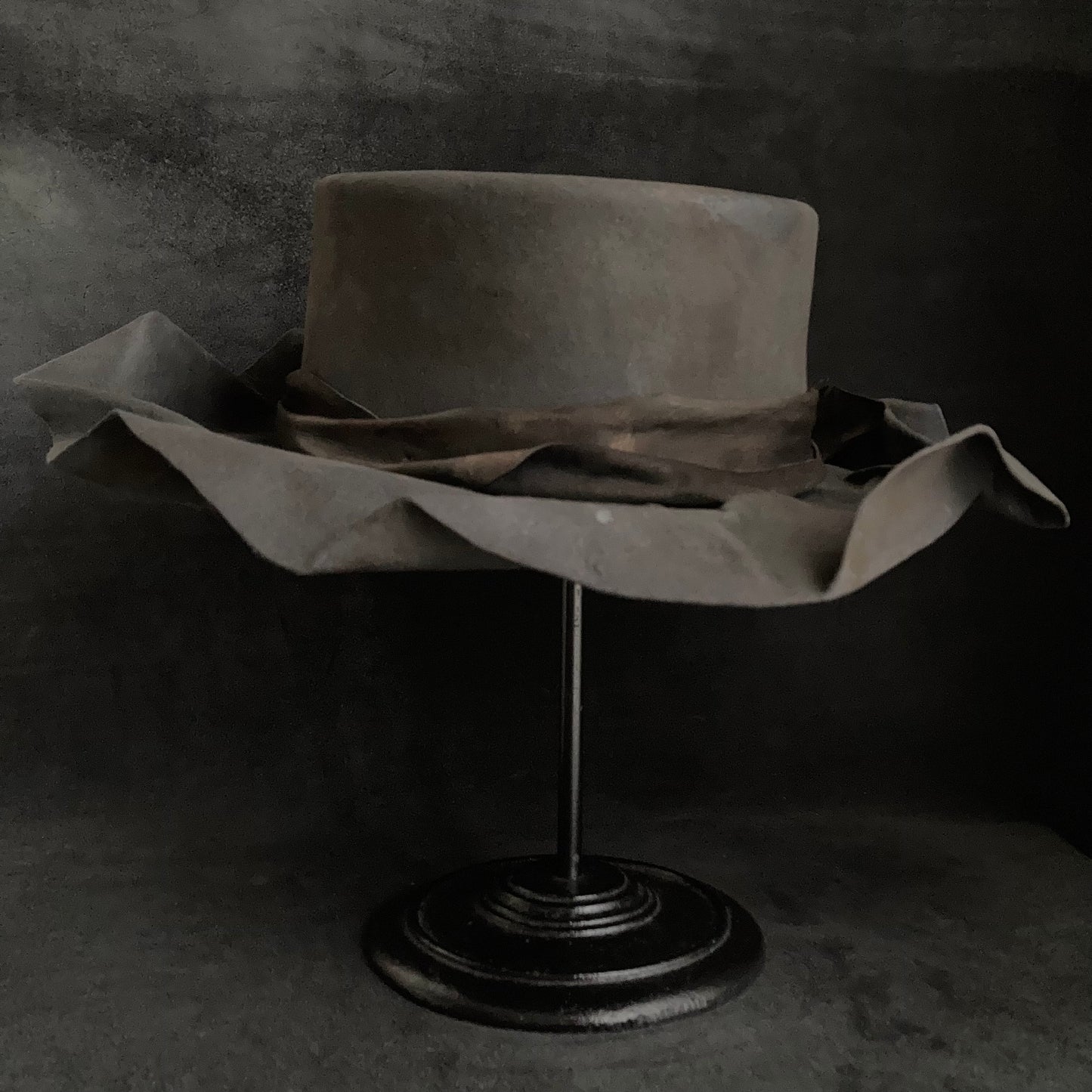 Charcoal folded wide brim flat hat