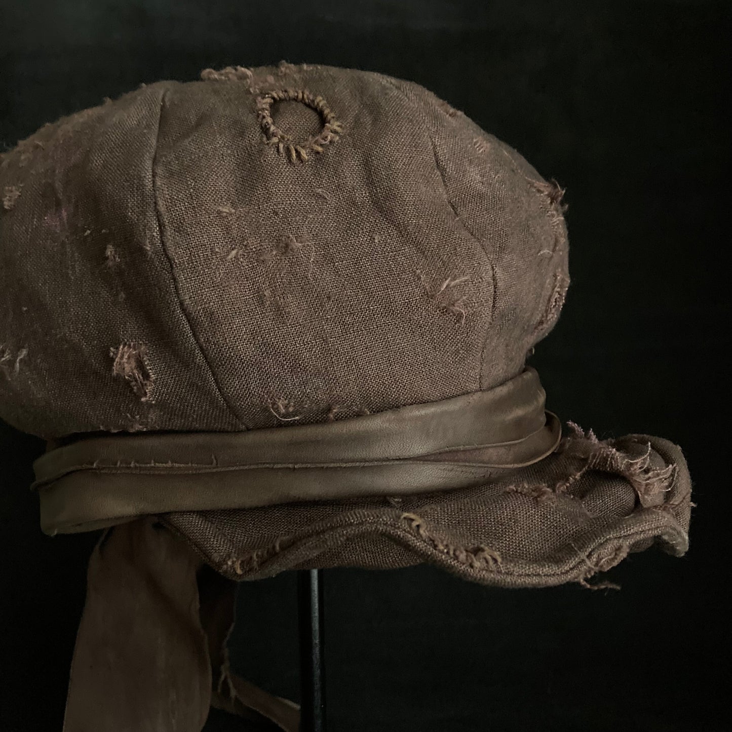 Brown linen damage martial casquette