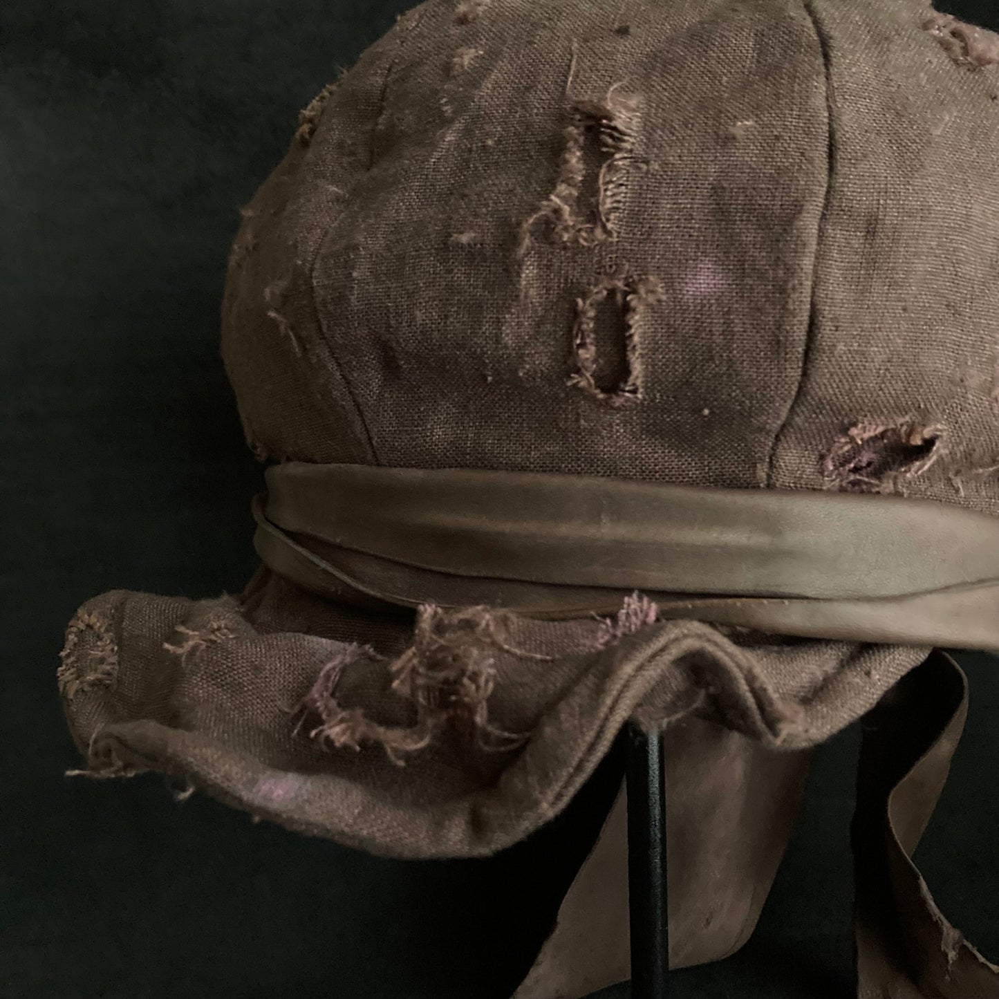 Brown linen damage martial casquette