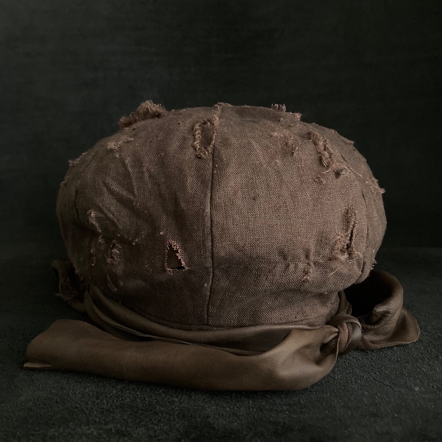 Brown linen damage martial casquette