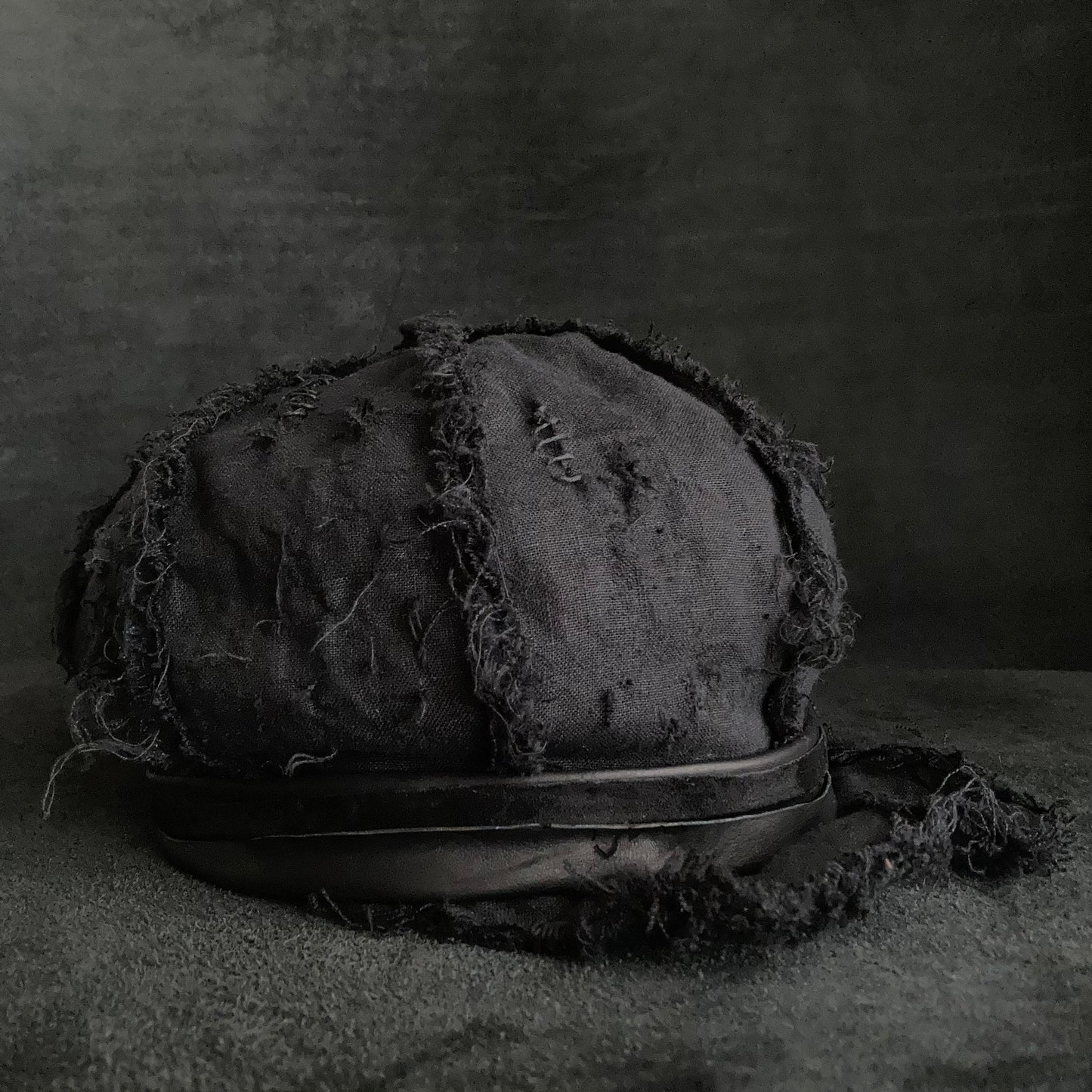 Black back linen damage martial casquette