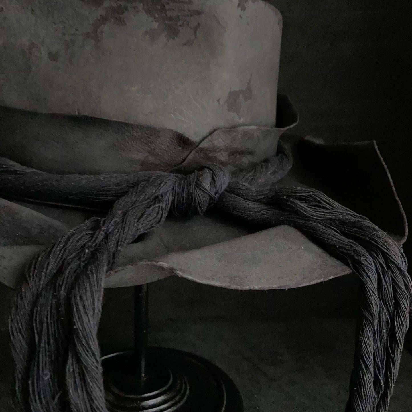 Charcoal wrinkle brim fedora hat