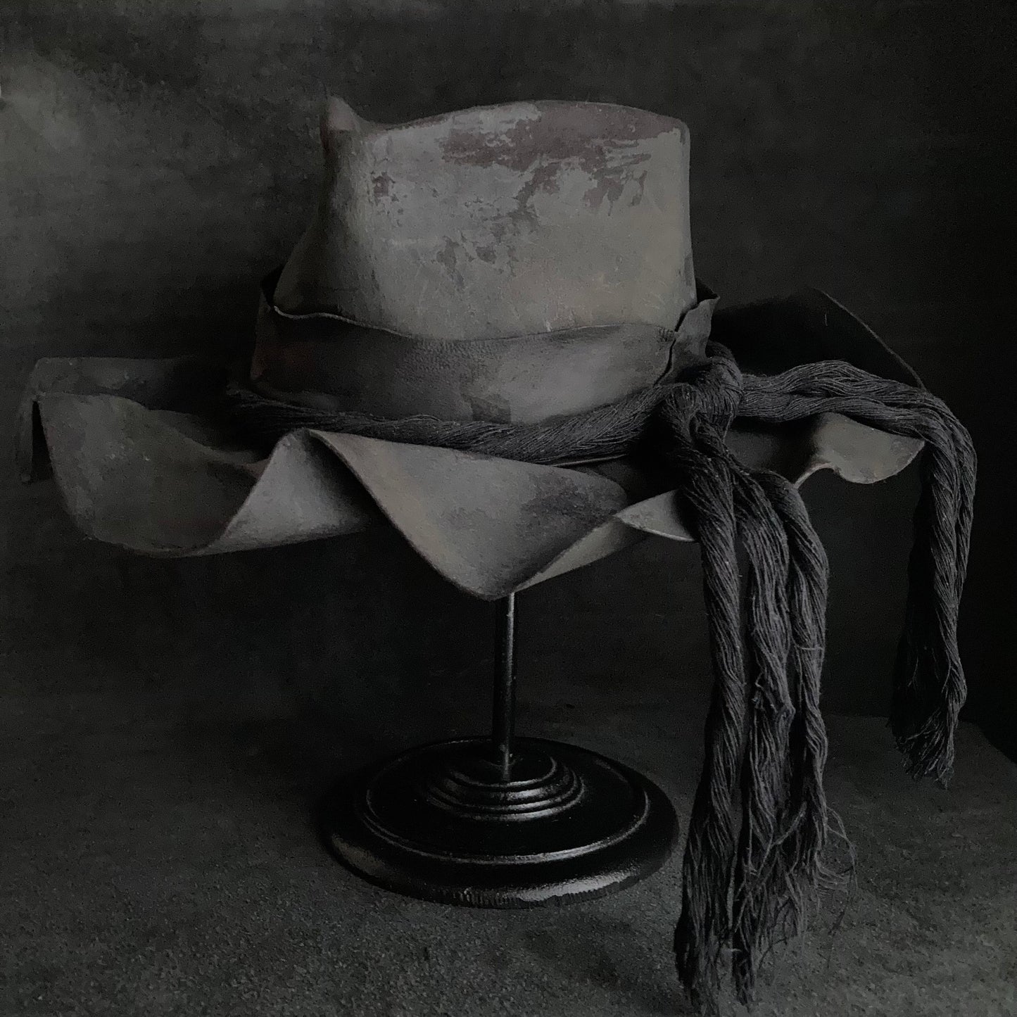 Charcoal wrinkle brim fedora hat