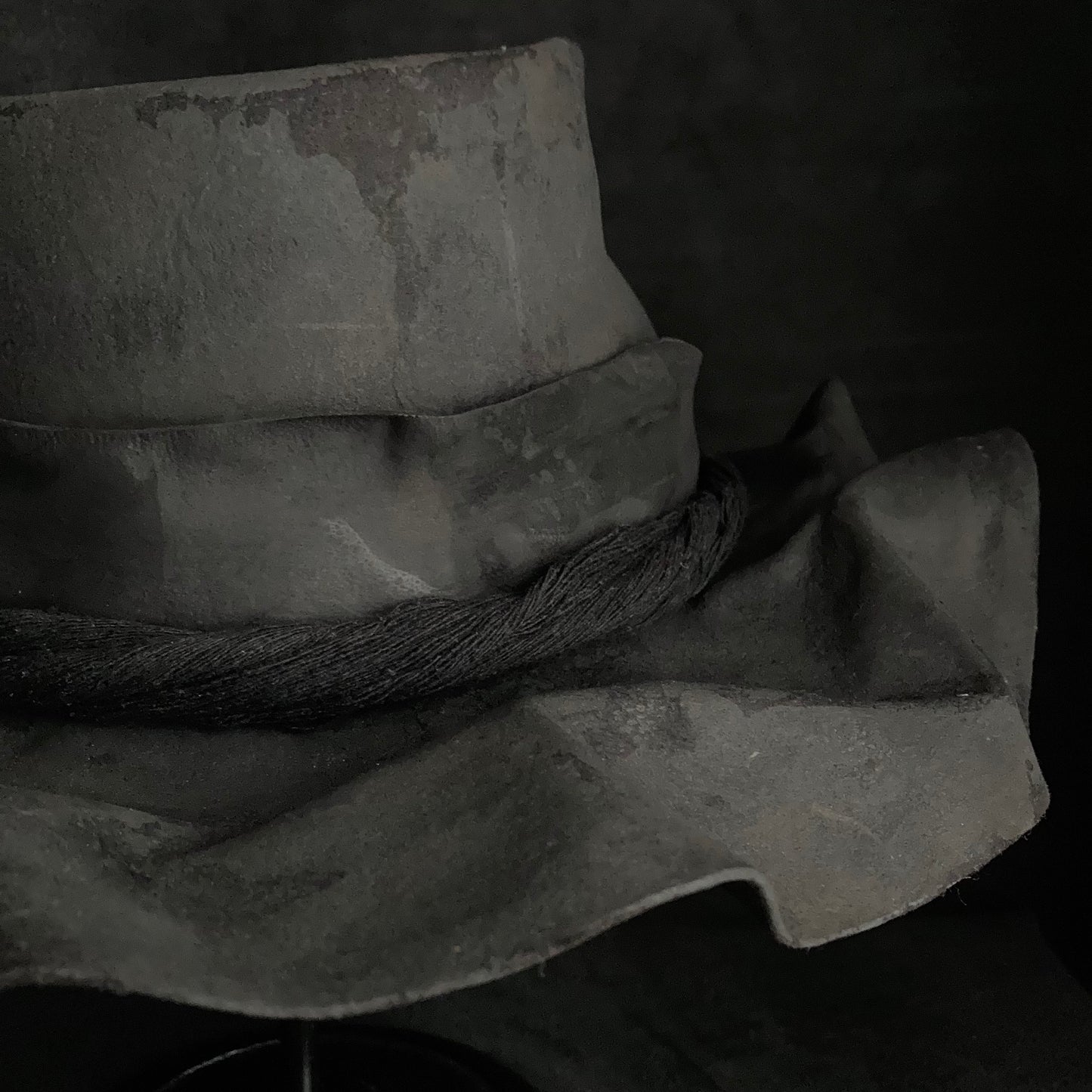 Charcoal wrinkle brim fedora hat