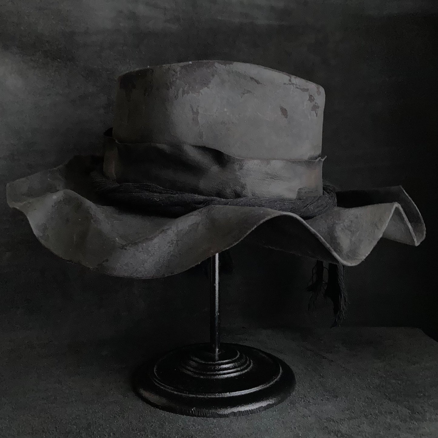 Charcoal wrinkle brim fedora hat