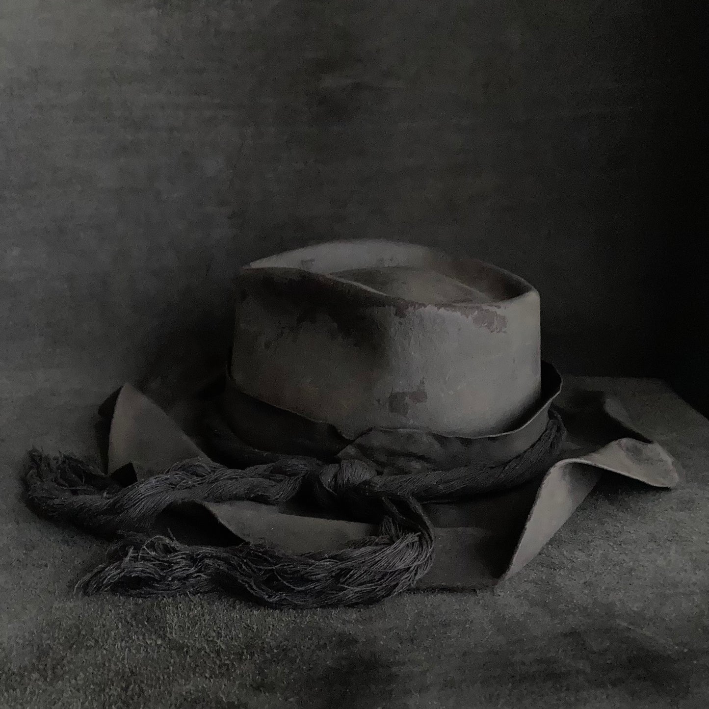 Charcoal wrinkle brim fedora hat