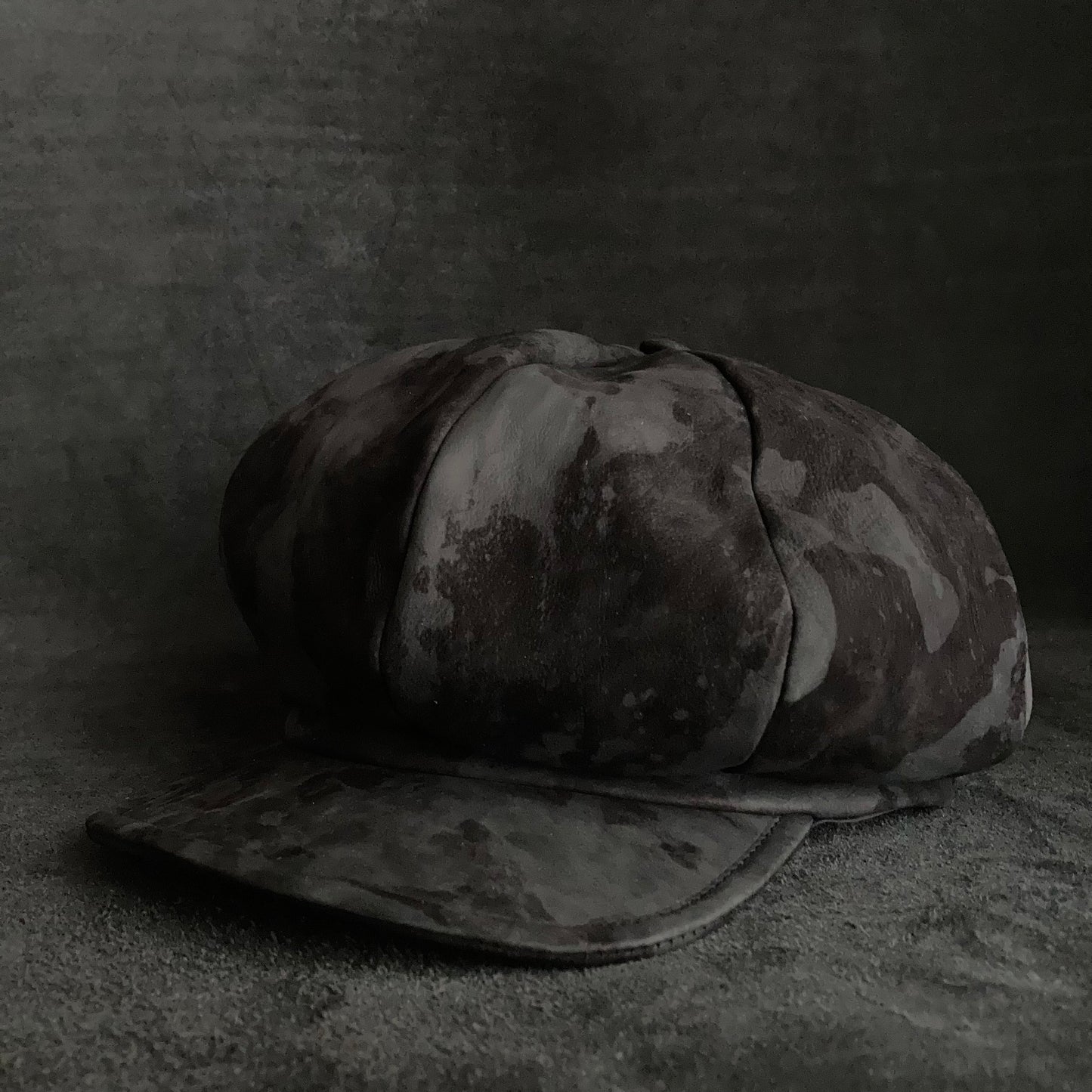 Black  bleached smooth leather casquette