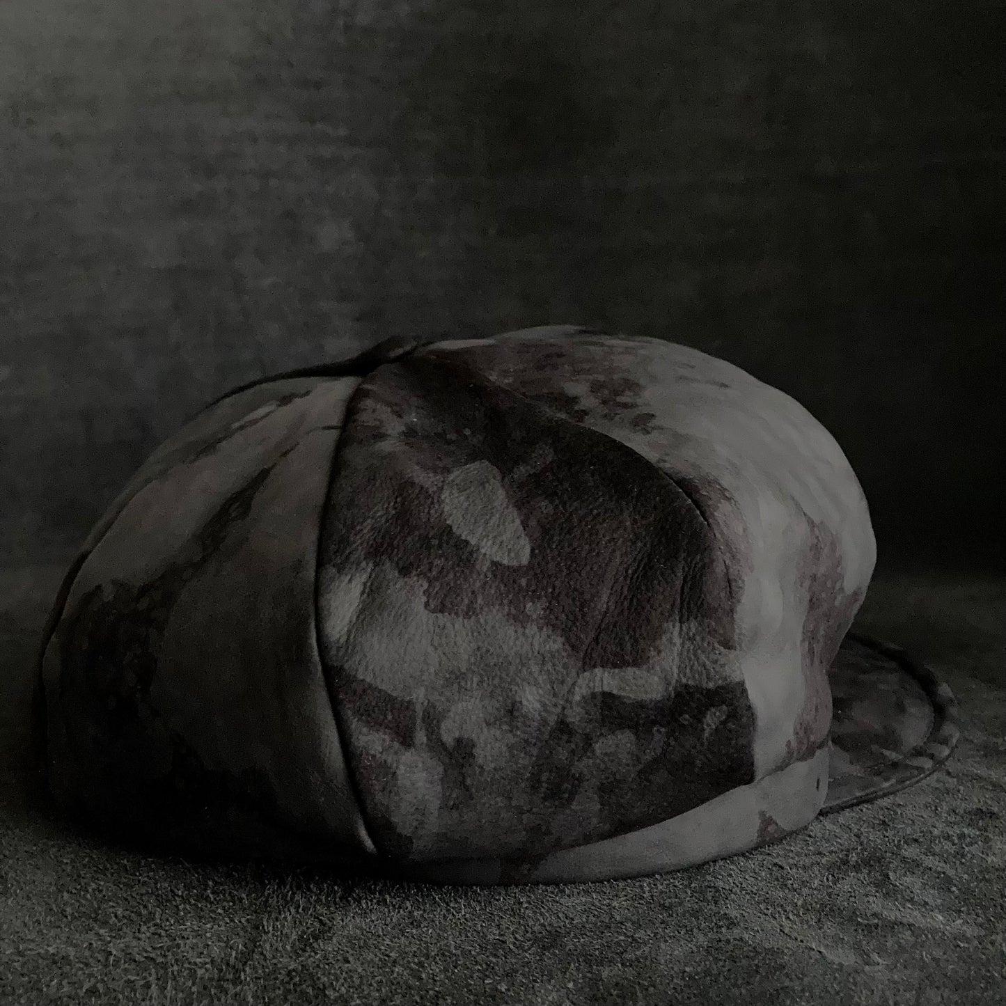 Black  bleached smooth leather casquette