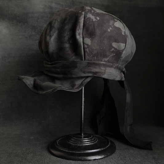 Black leather bleached martial casquette