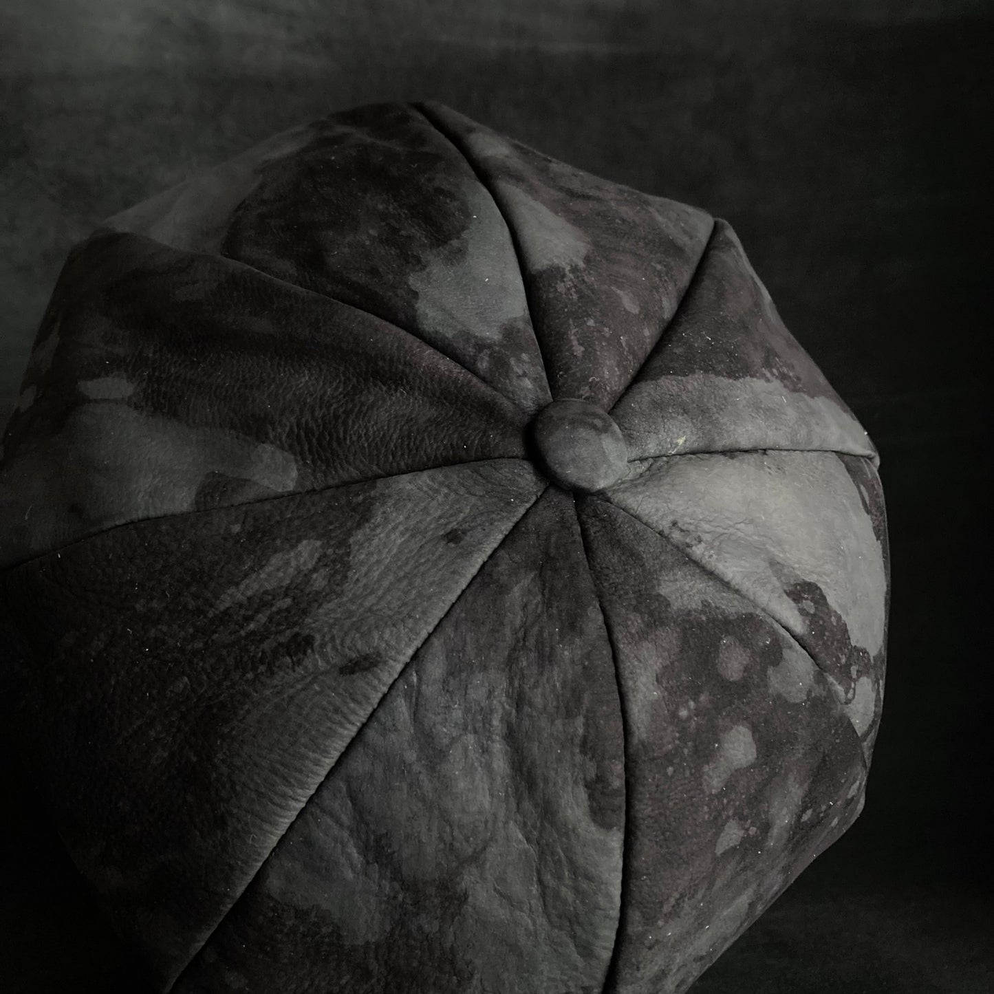 Black leather bleached martial casquette