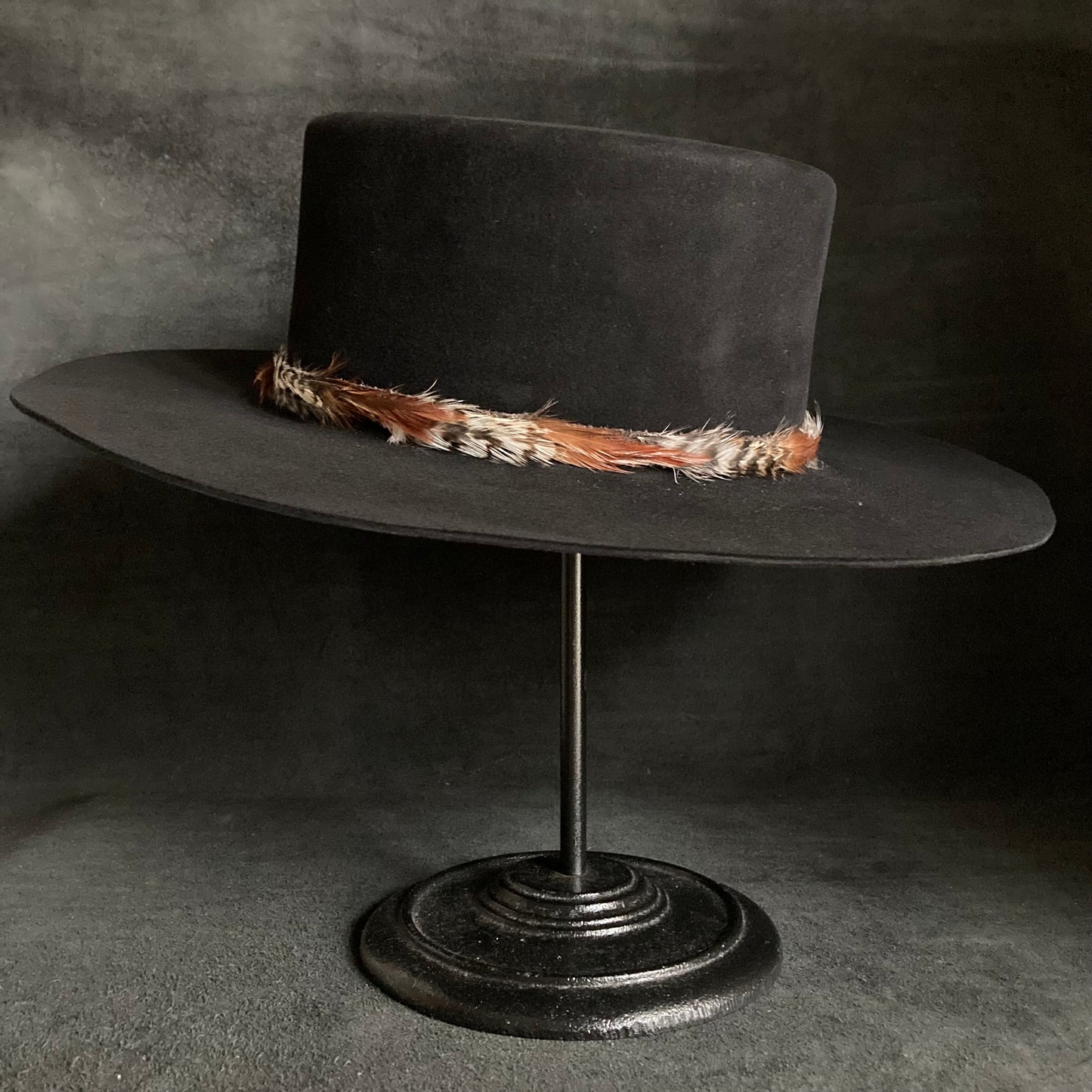 Black beaver feather flat hat