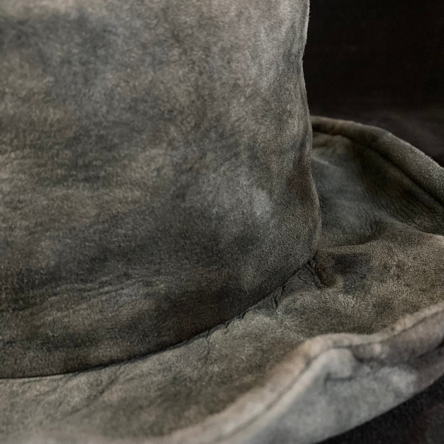 Uneven dyeing cloudy gray bucket hat