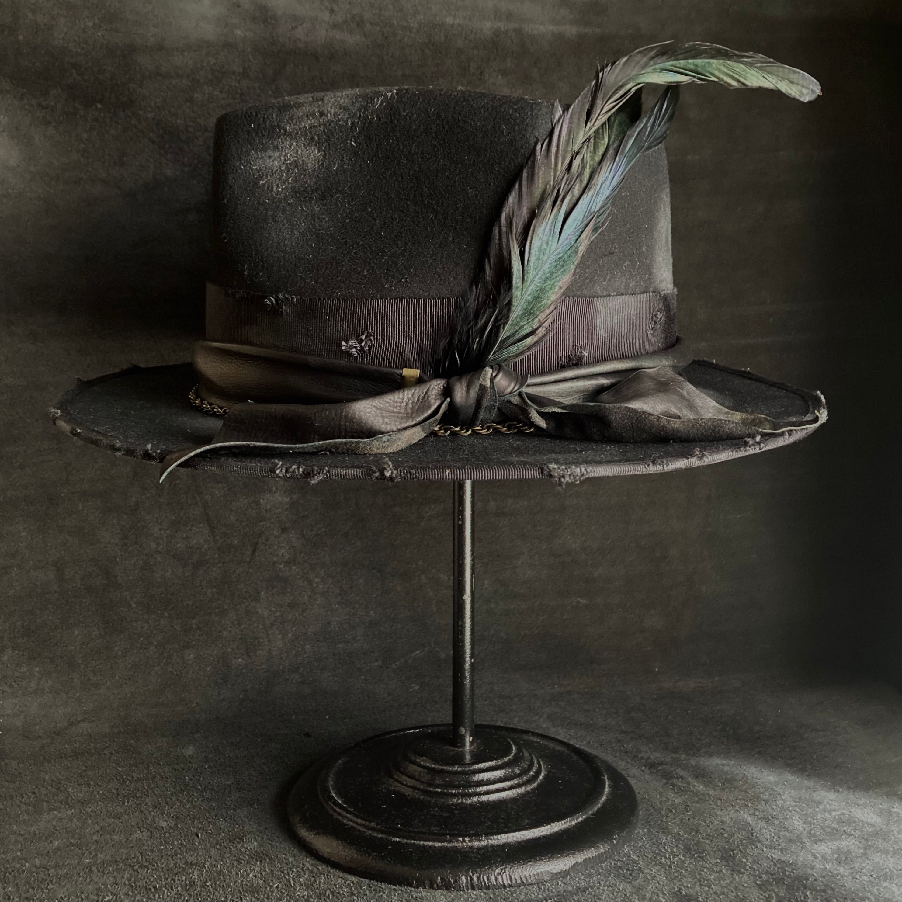 triangles hat 黒のハット Rebellion black fedora hat – triangles hat