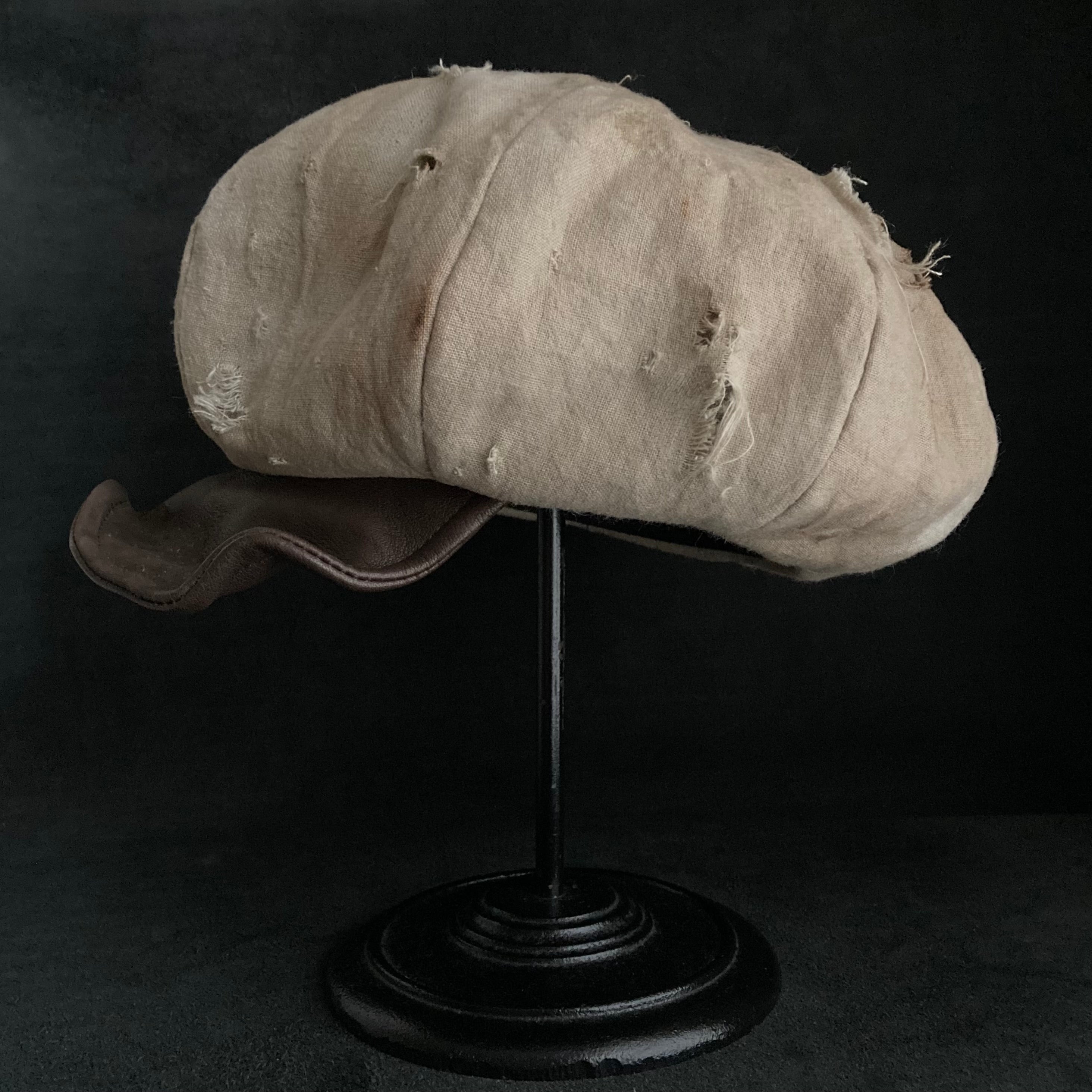 「完売品」triangle hat linen damage casquette Big volume sand damage linen casquette – triangles hat