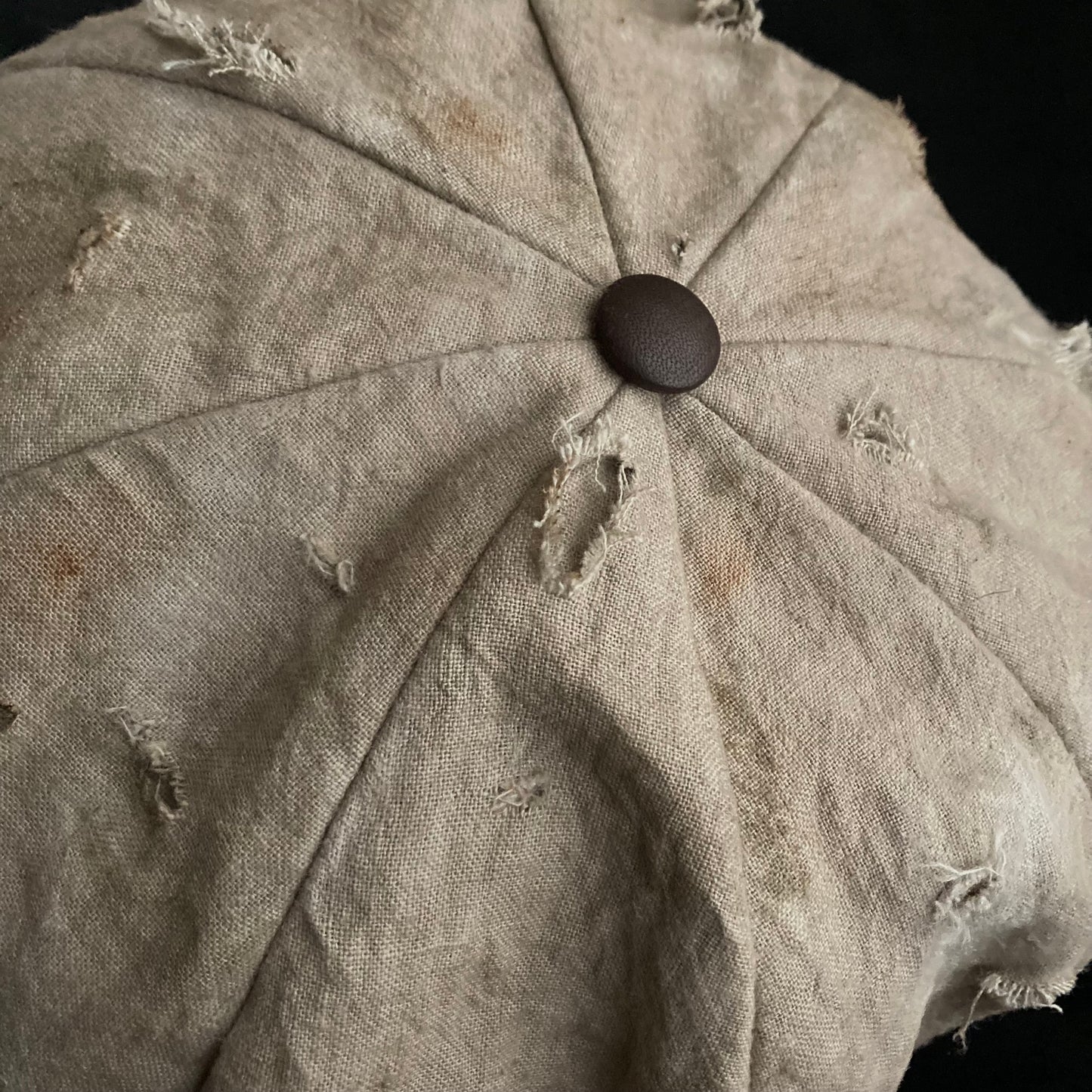 Big volume sand damage linen casquette