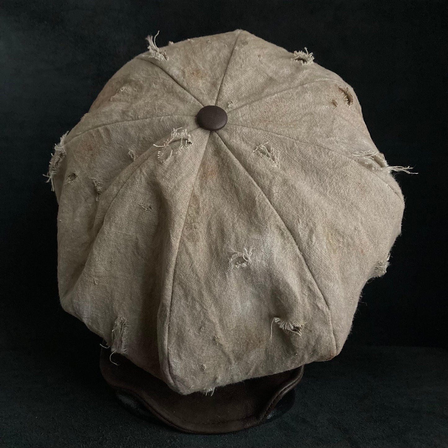 Big volume sand damage linen casquette