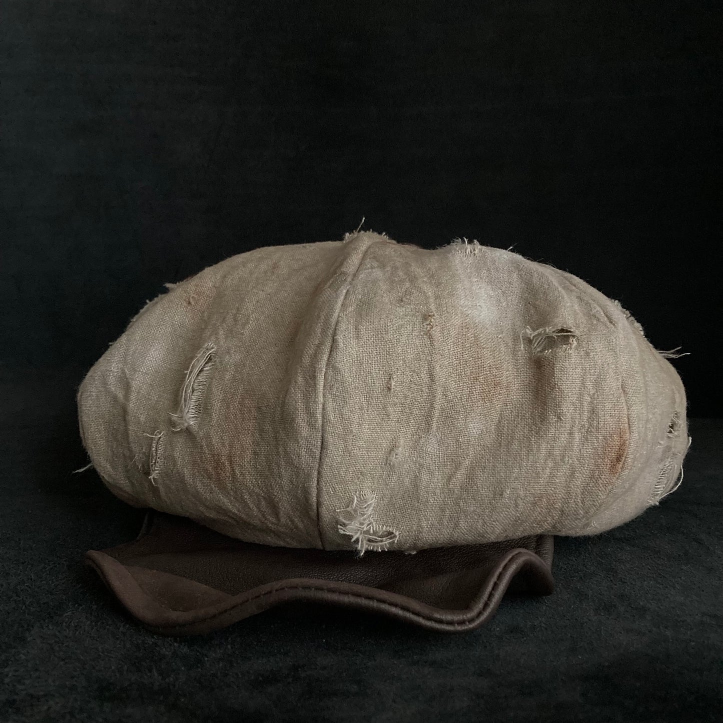 Big volume sand damage linen casquette
