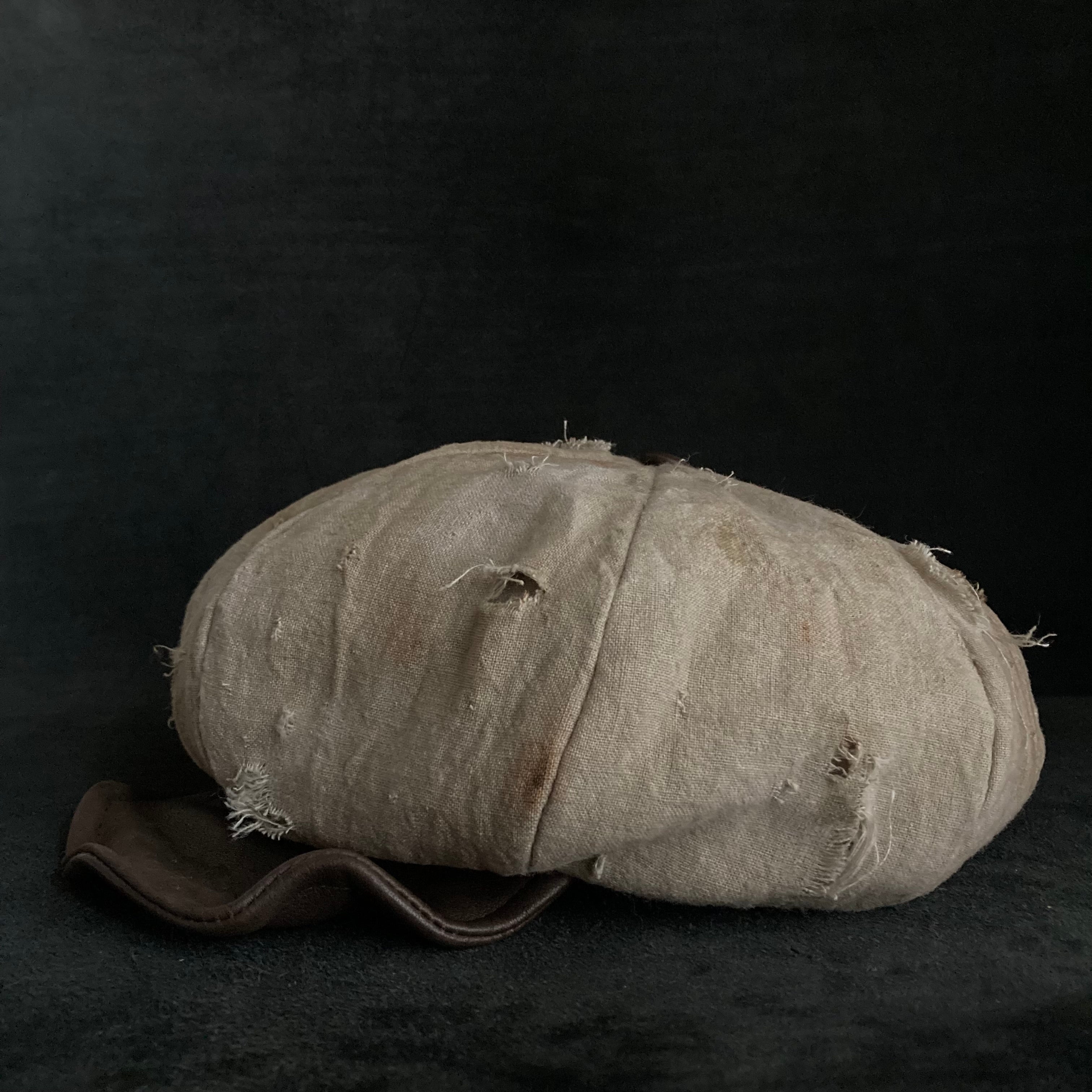 Big volume sand damage linen casquette – triangles hat