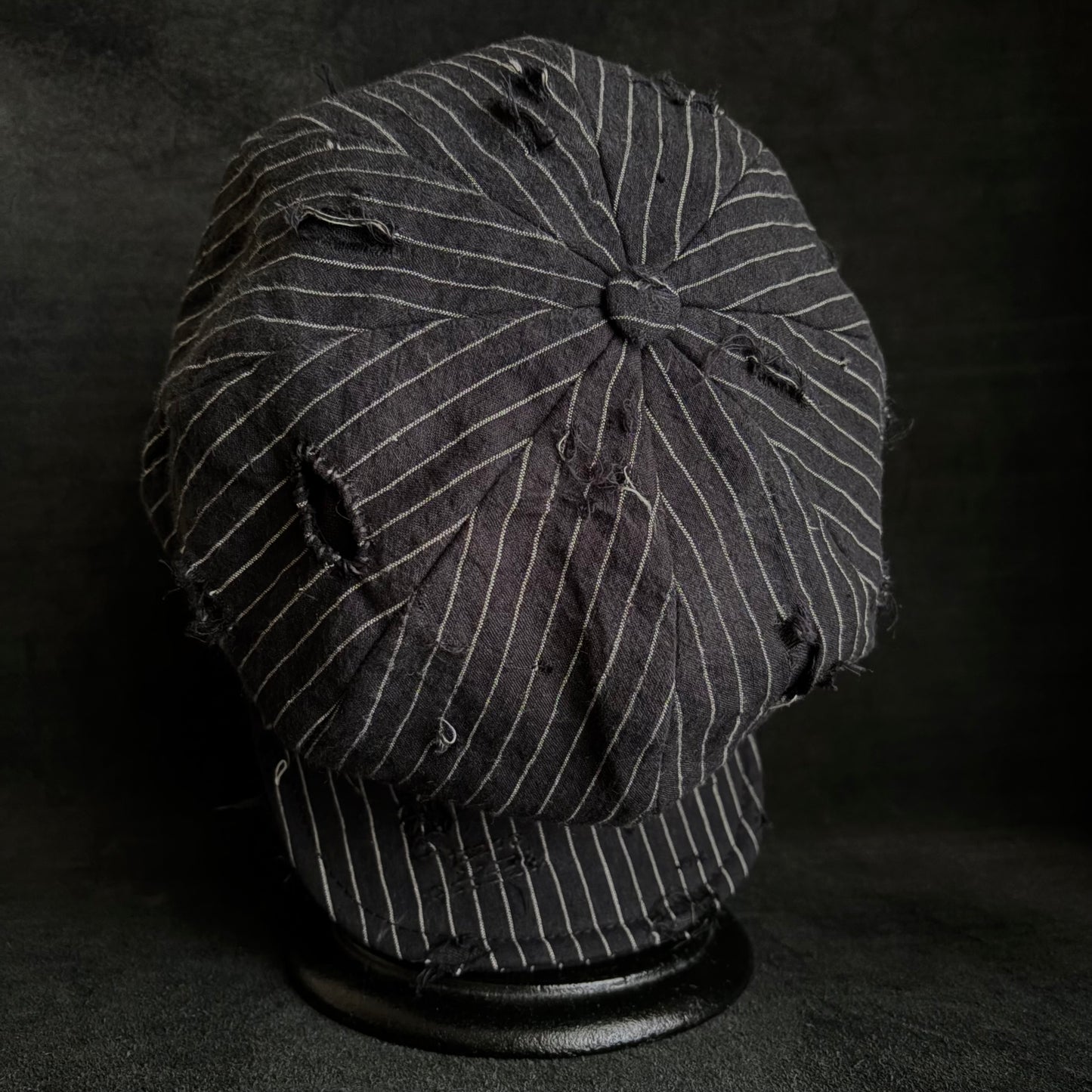 Yarn-dyed stripe damage casquette