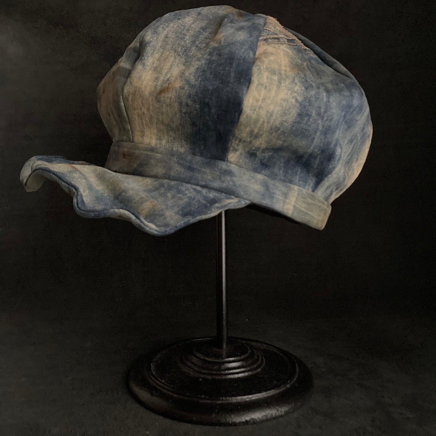 Burnt old denim  re-casquette