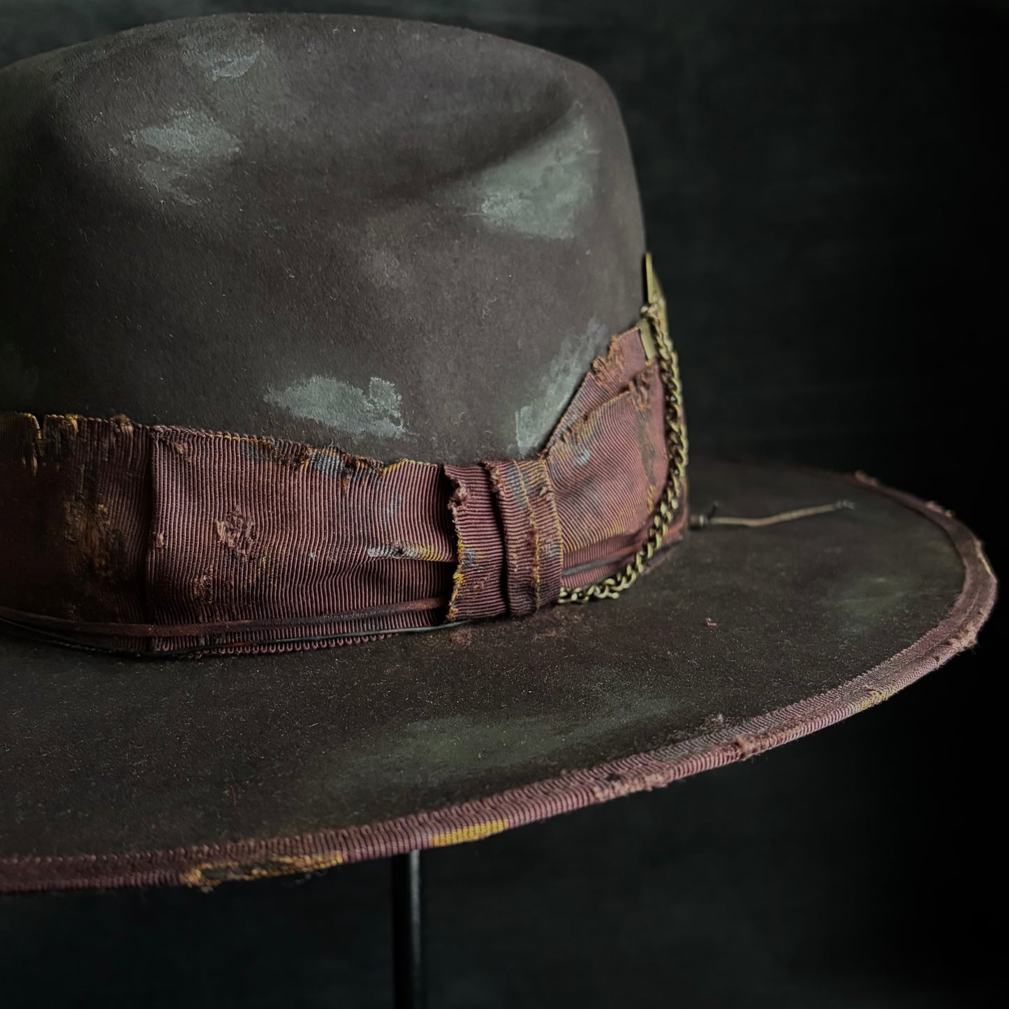 Dark brown beaver anchor western hat