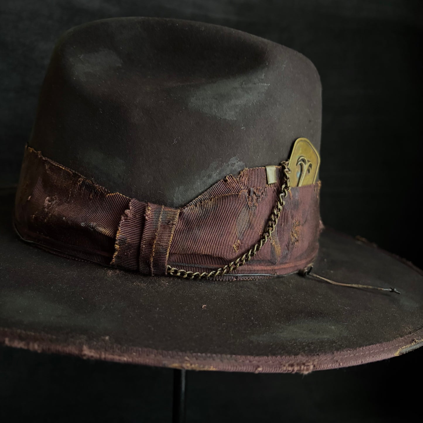 Dark brown beaver anchor western hat