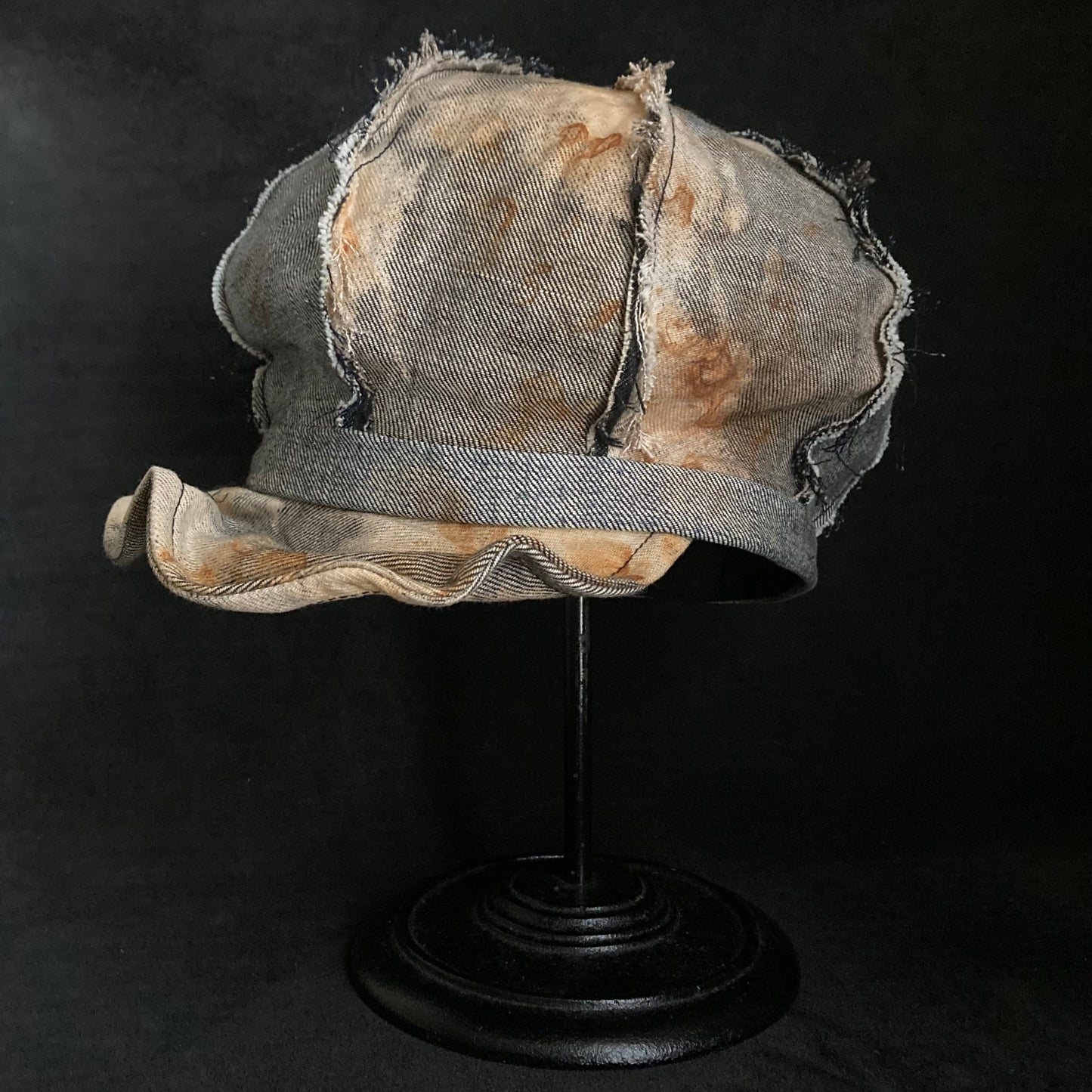 Rust dyed back denim casquette