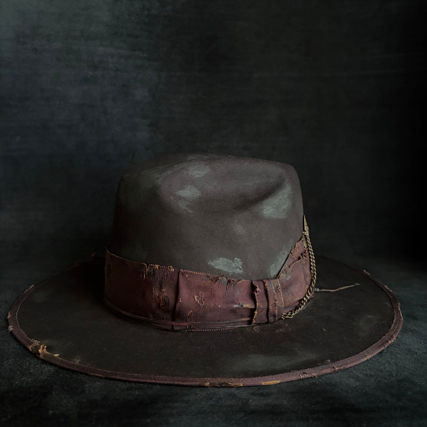 Dark brown beaver anchor western hat