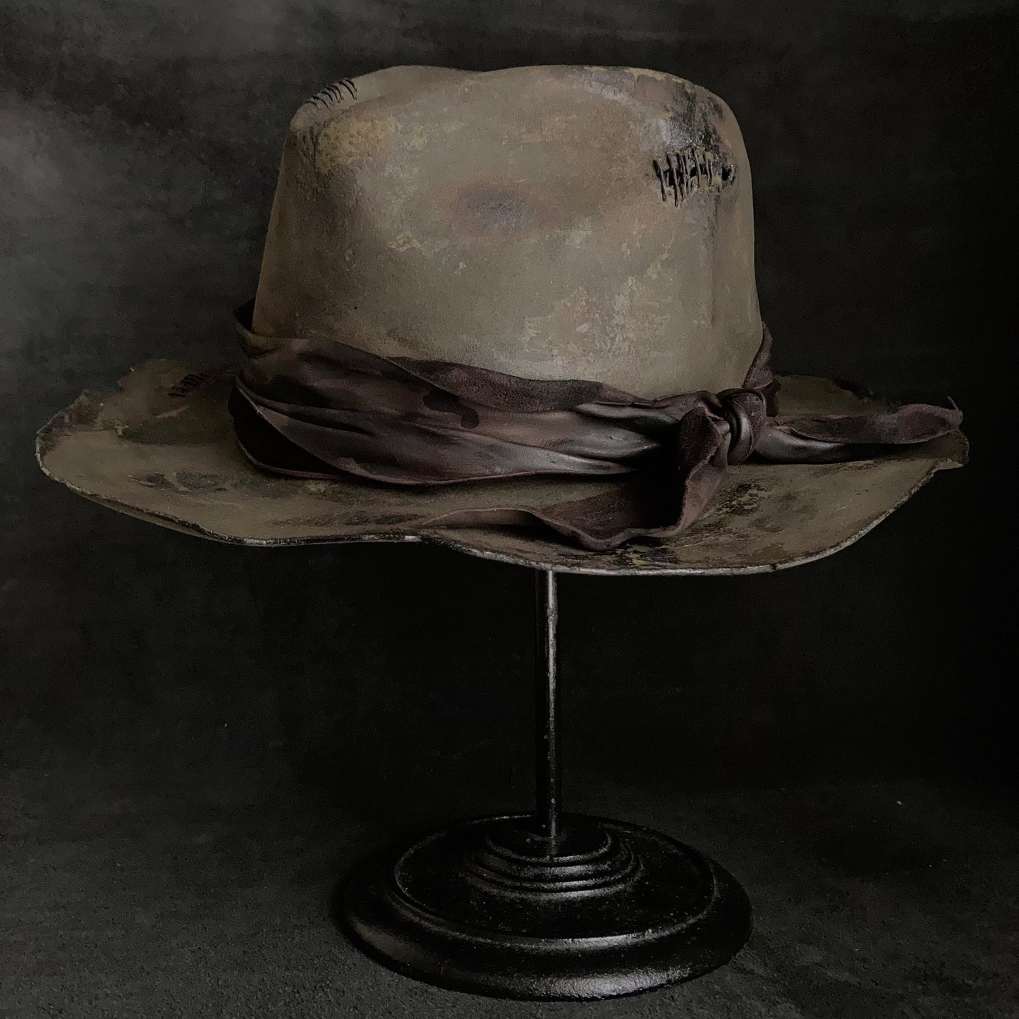 Burnt brim chipped fedora hat