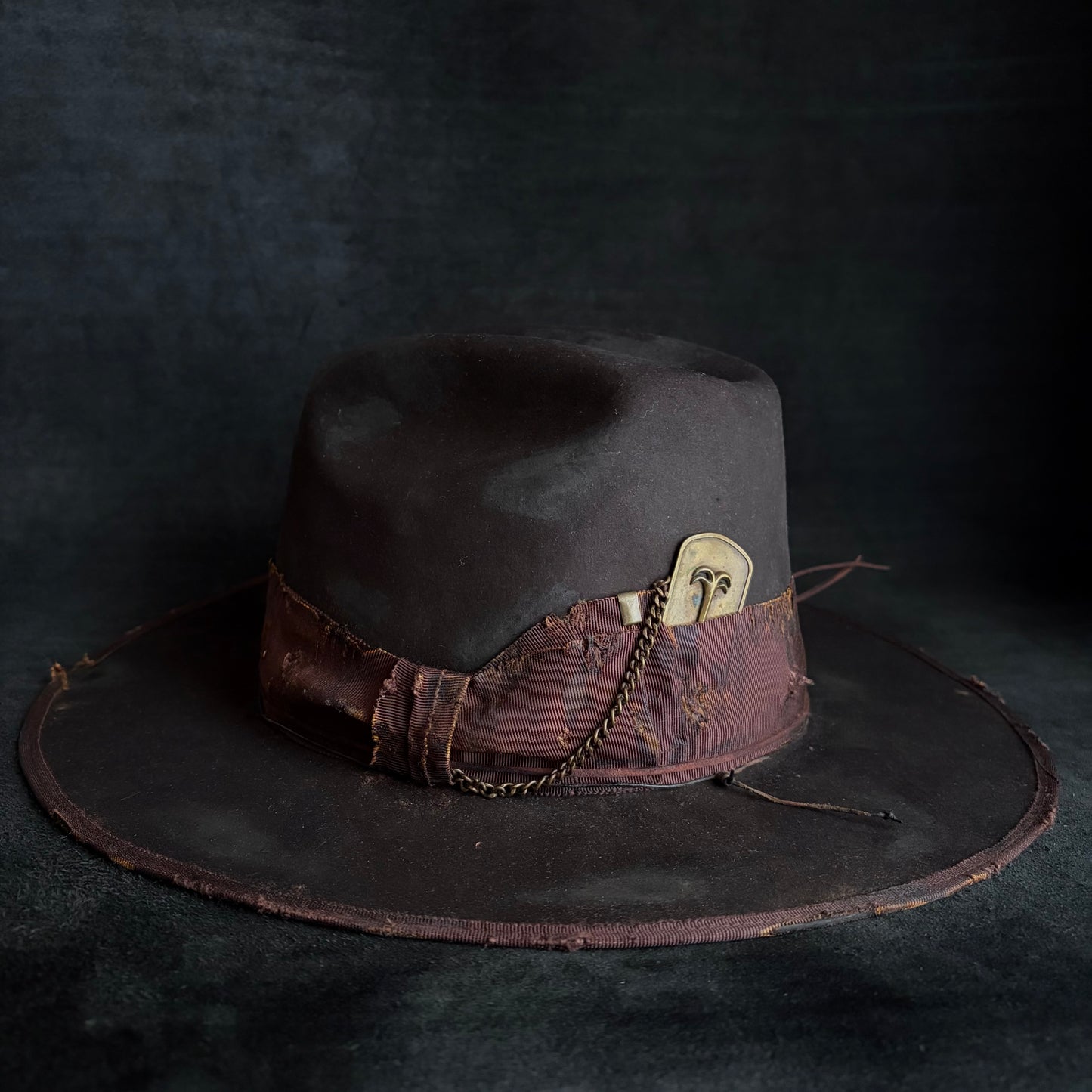 Dark brown beaver anchor western hat