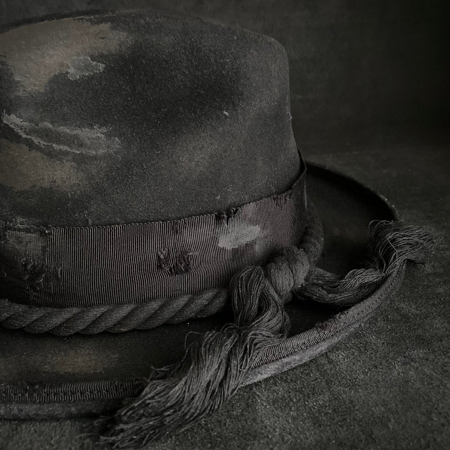 Damage wrap rope western hat