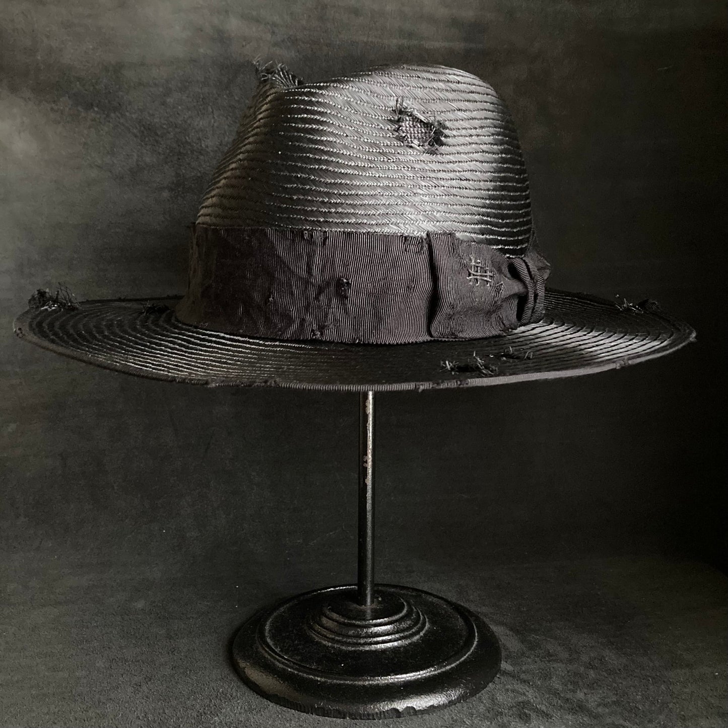 Double sisol holes fedora hat