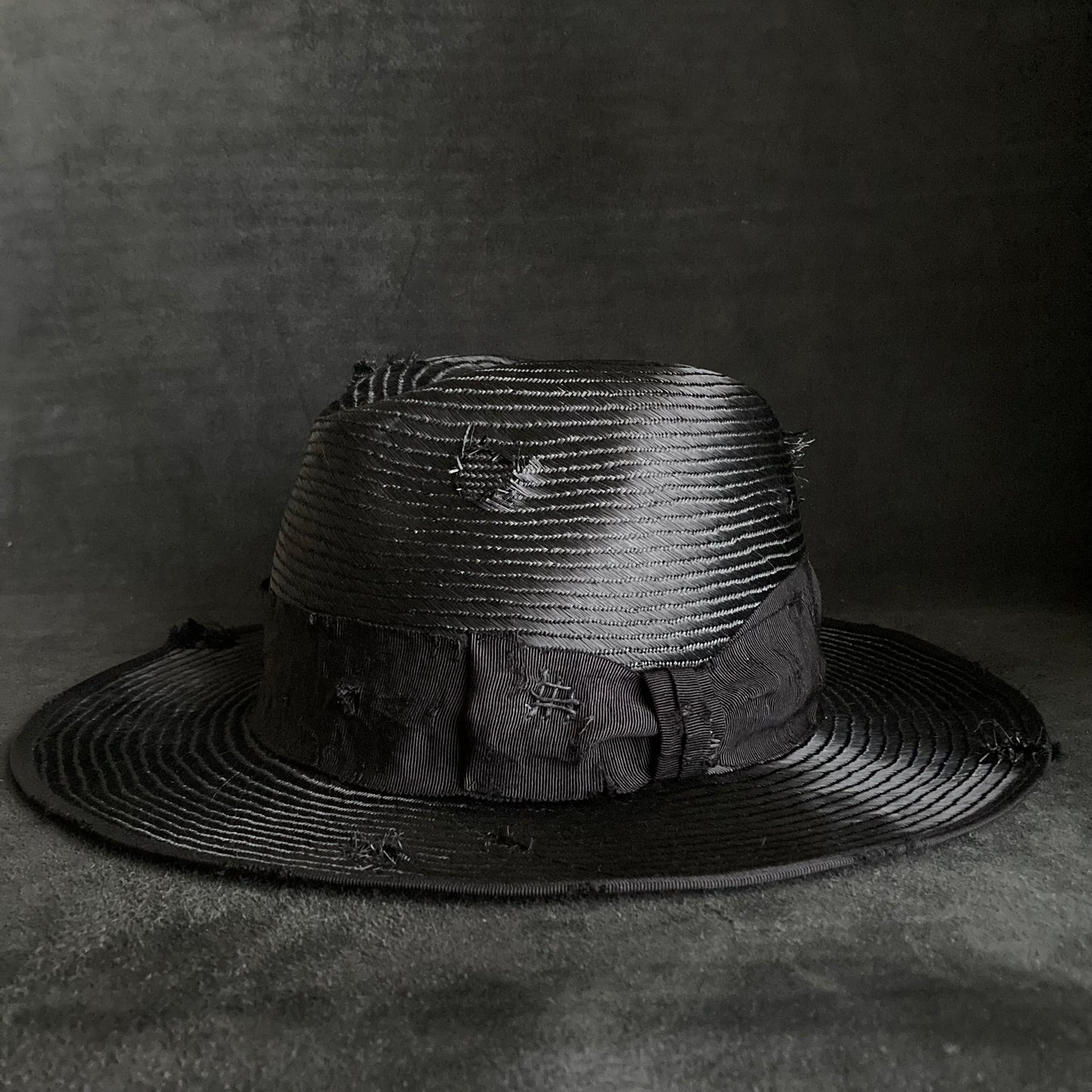 Double sisol holes fedora hat