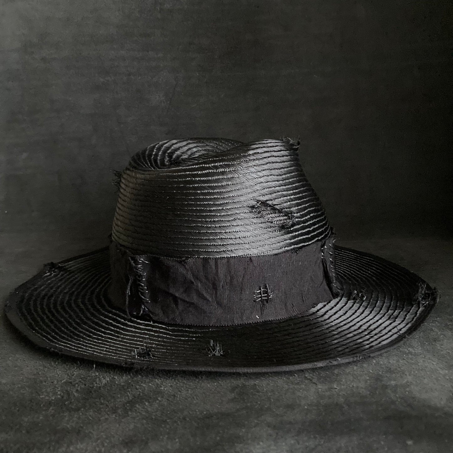 Double sisol holes fedora hat