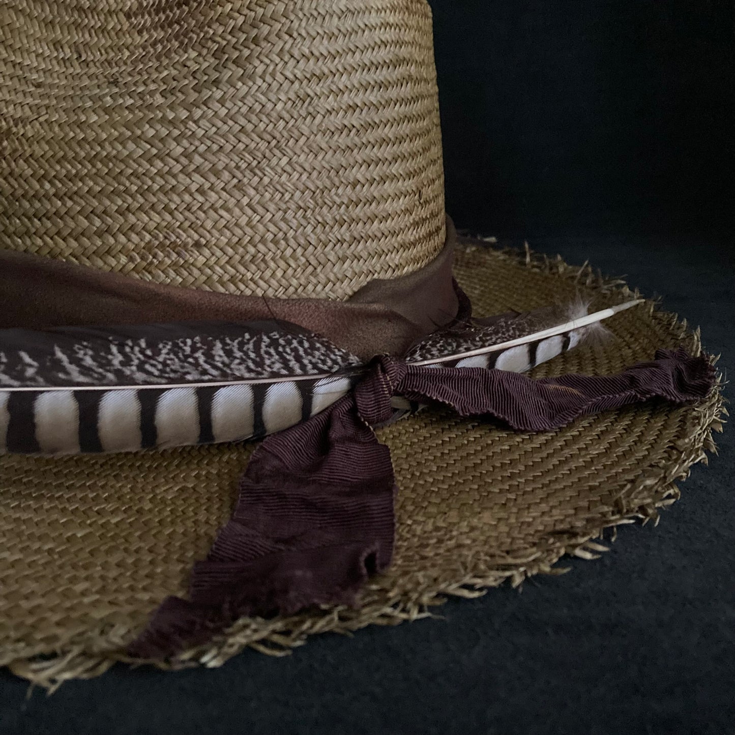 Feathered grass panama hat