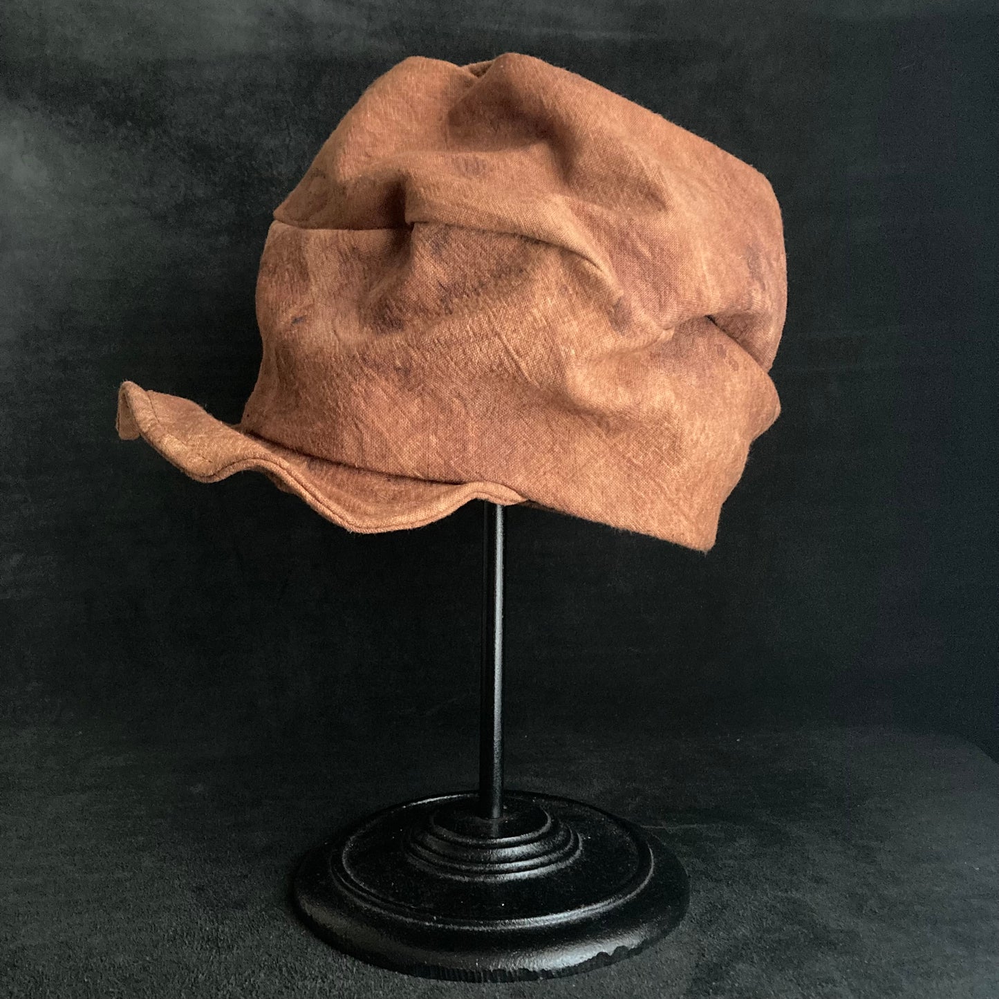 Mud dyed persimmon tannin turn cap