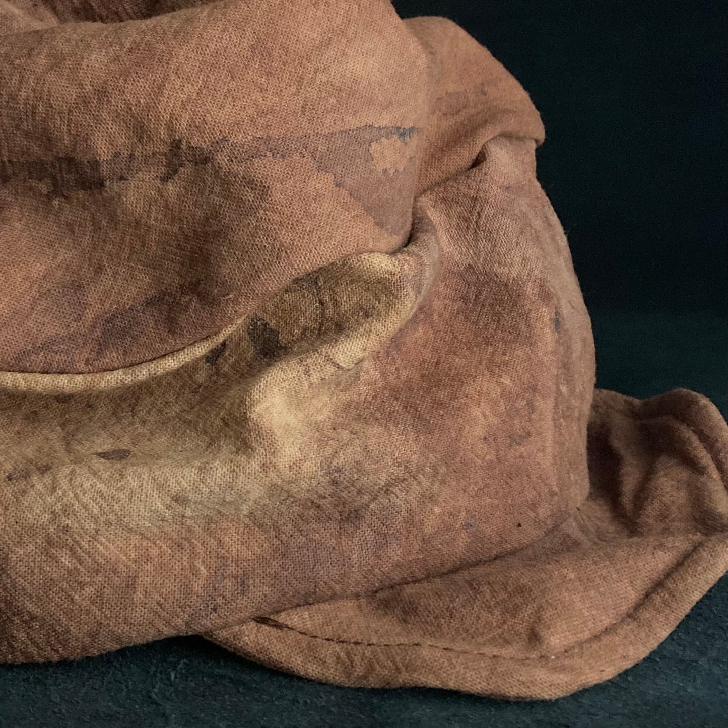 Mud dyed persimmon tannin turn cap