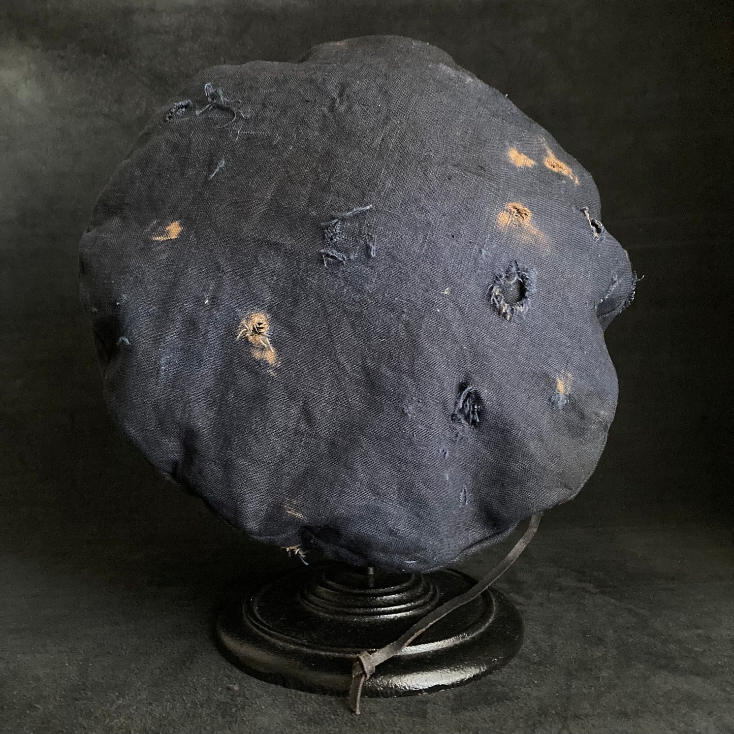 Navy linen leather strap beret