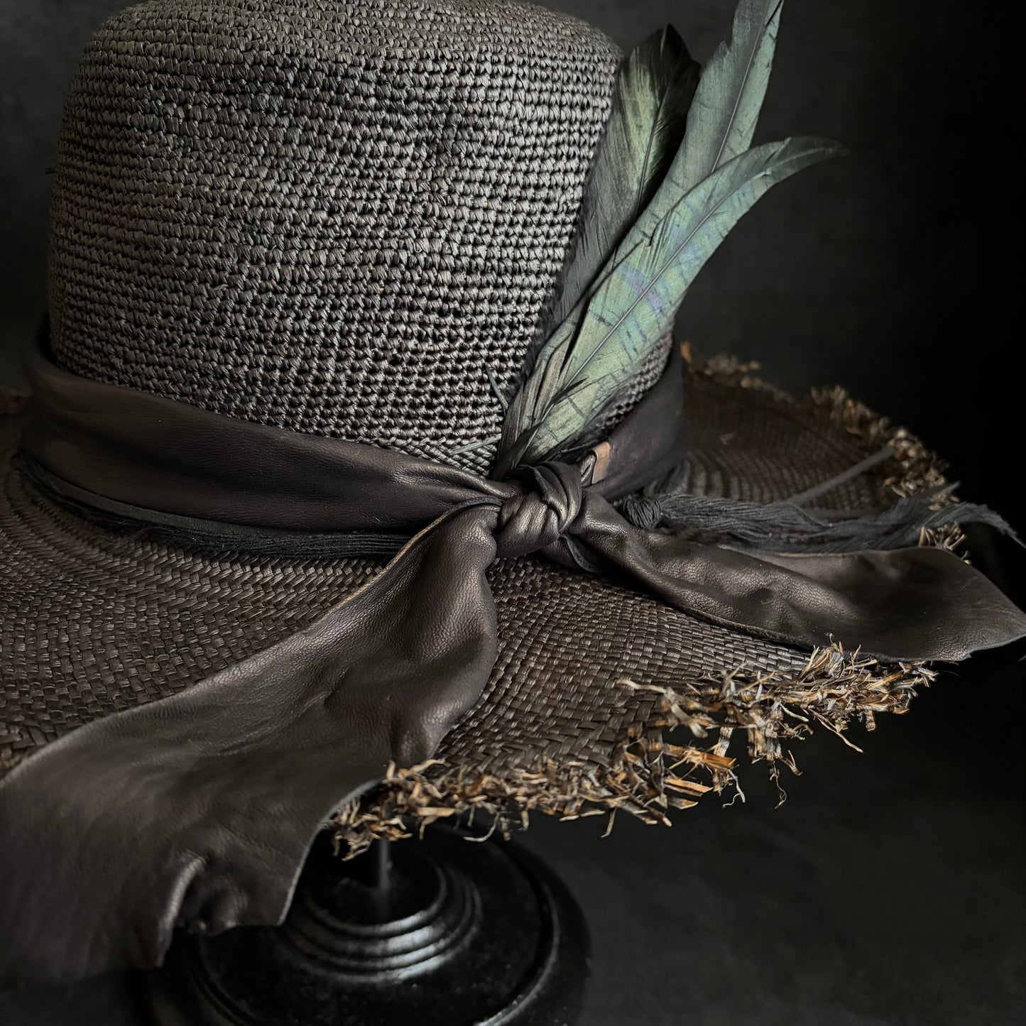 Bad feather rough panama hat
